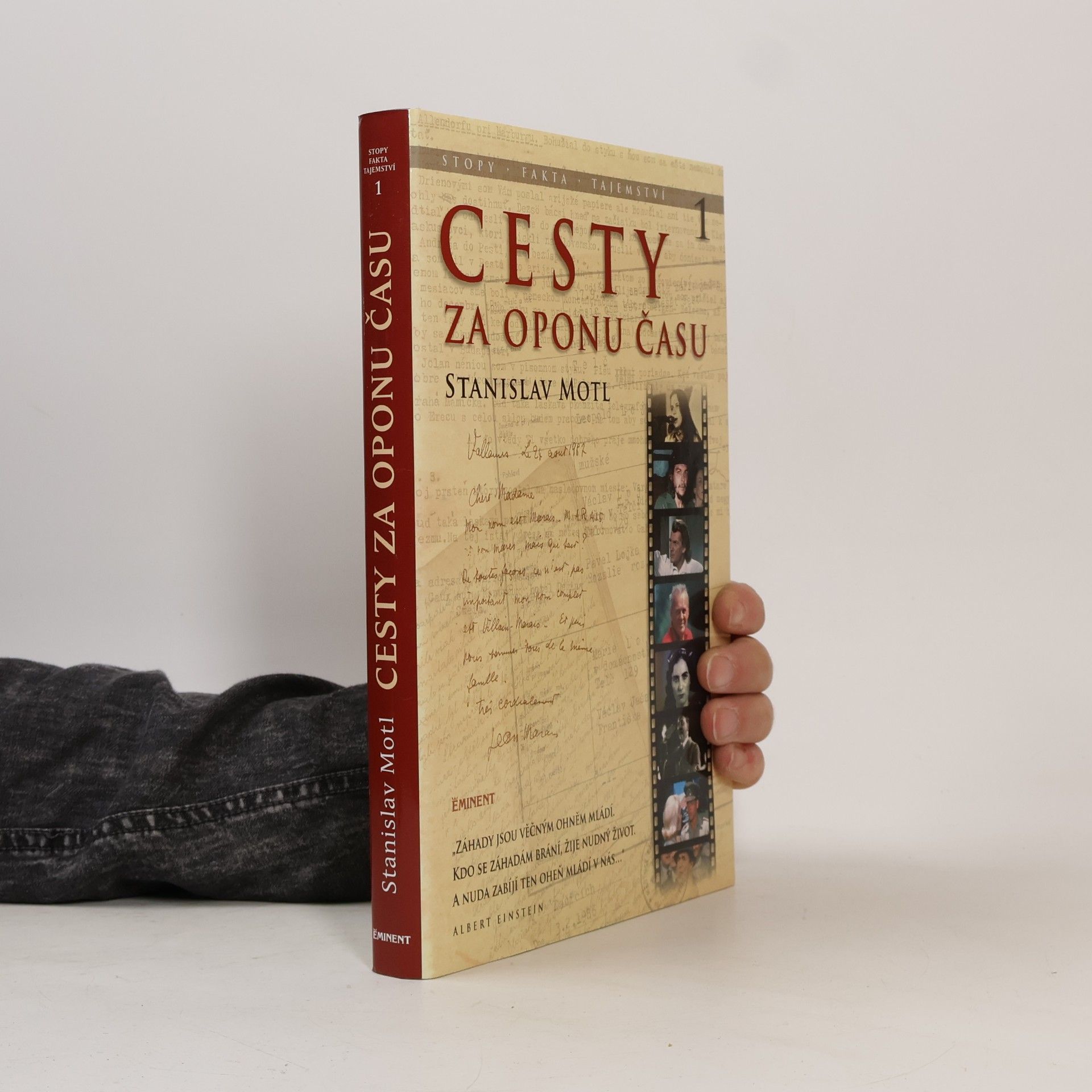 Cesty za oponu času
