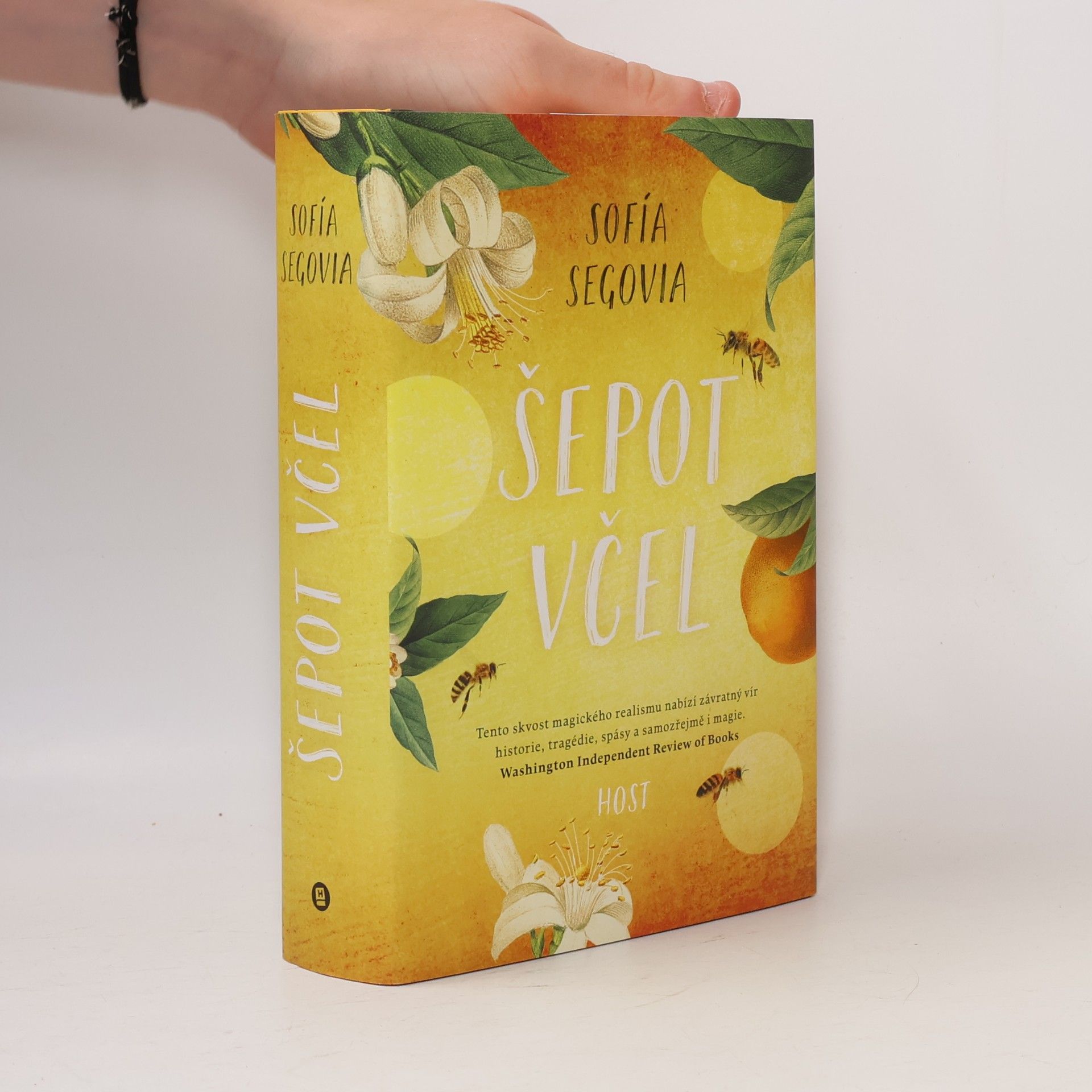 Sofía Segovia Šepot včel