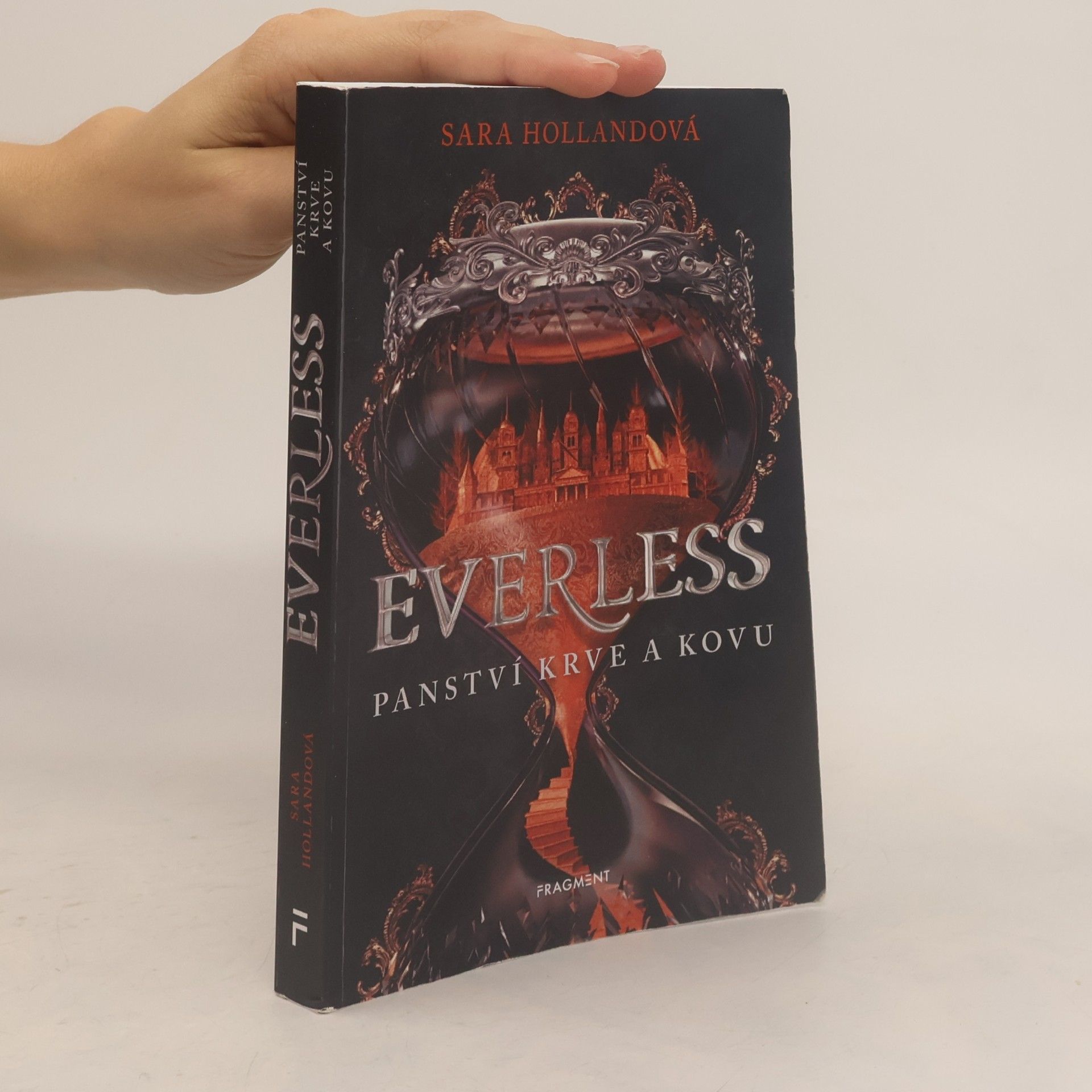 Everless: Panství krve a kovu