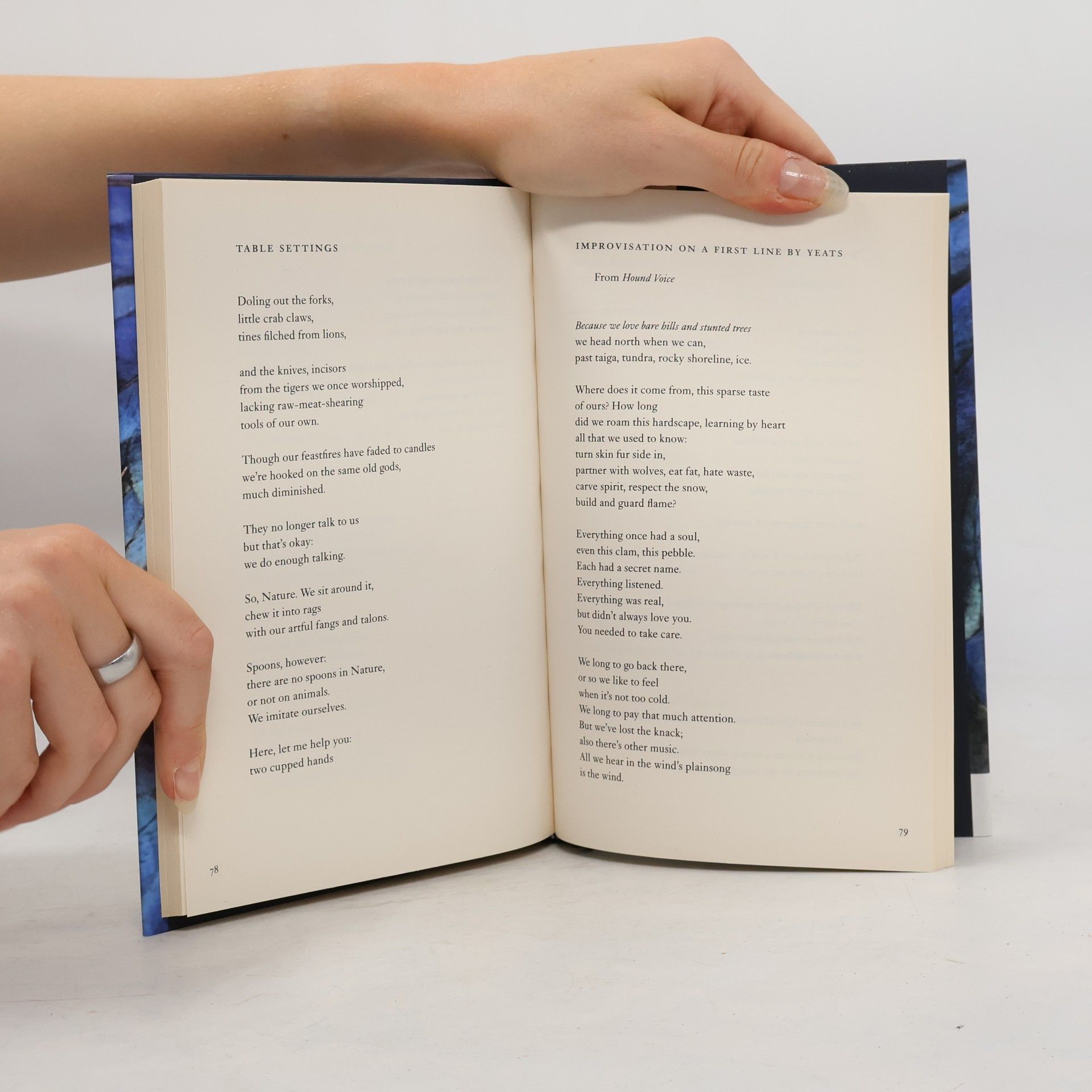 Margaret Atwood Dearly: Poems