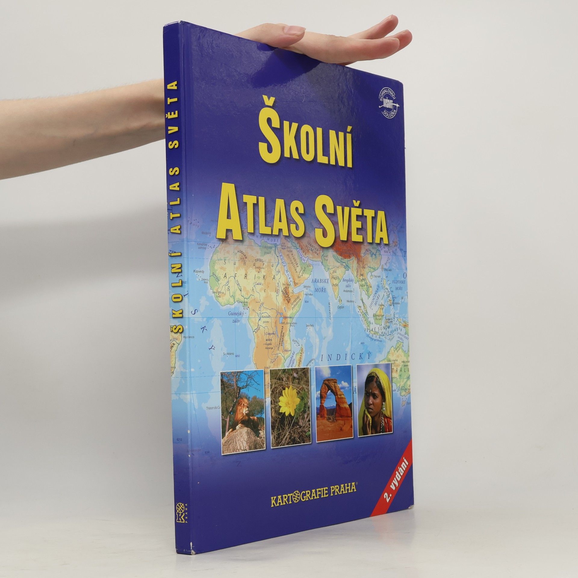 Kolektiv autorů Školní atlas světa