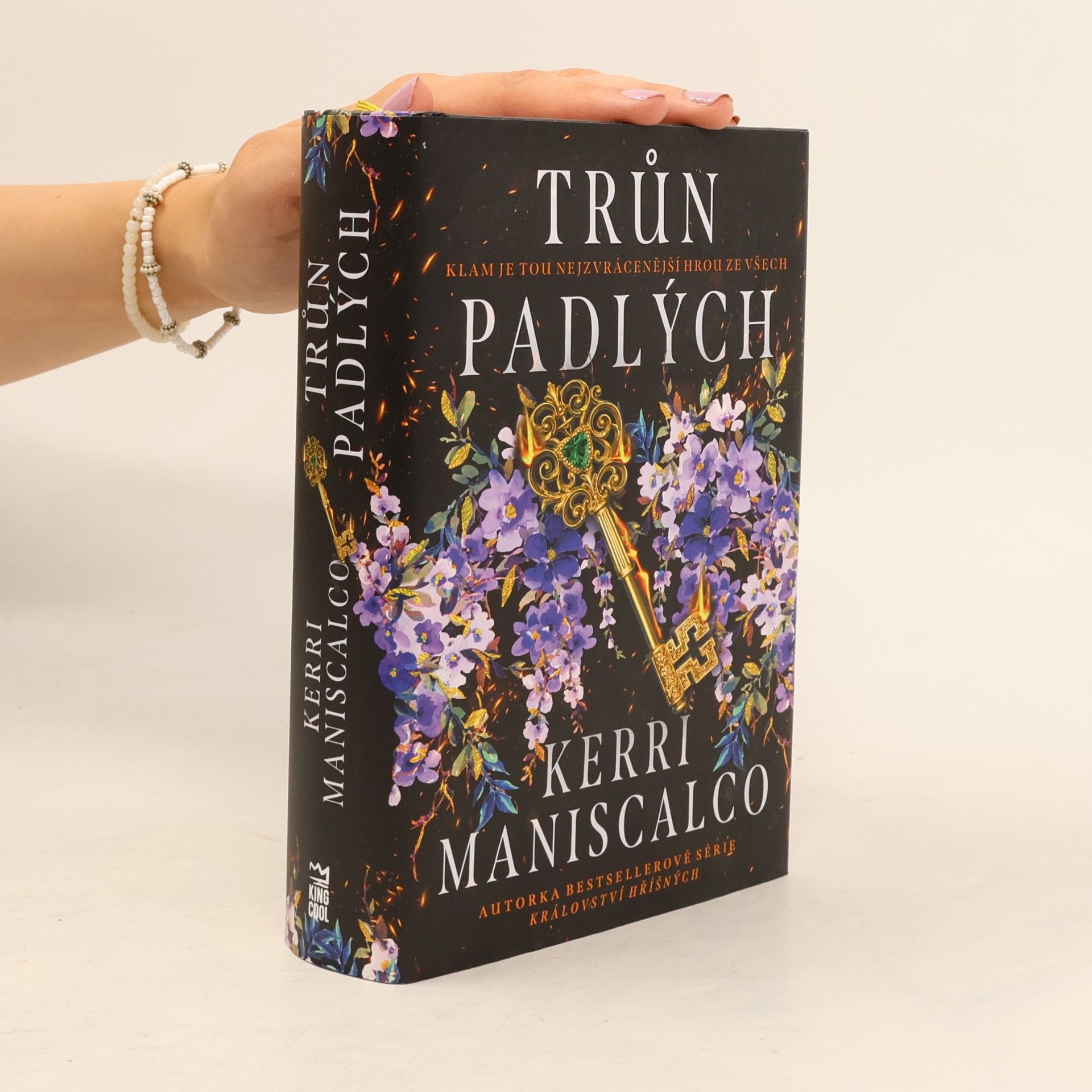 Kerri Maniscalco Trůn padlých. Princové hříchů 1