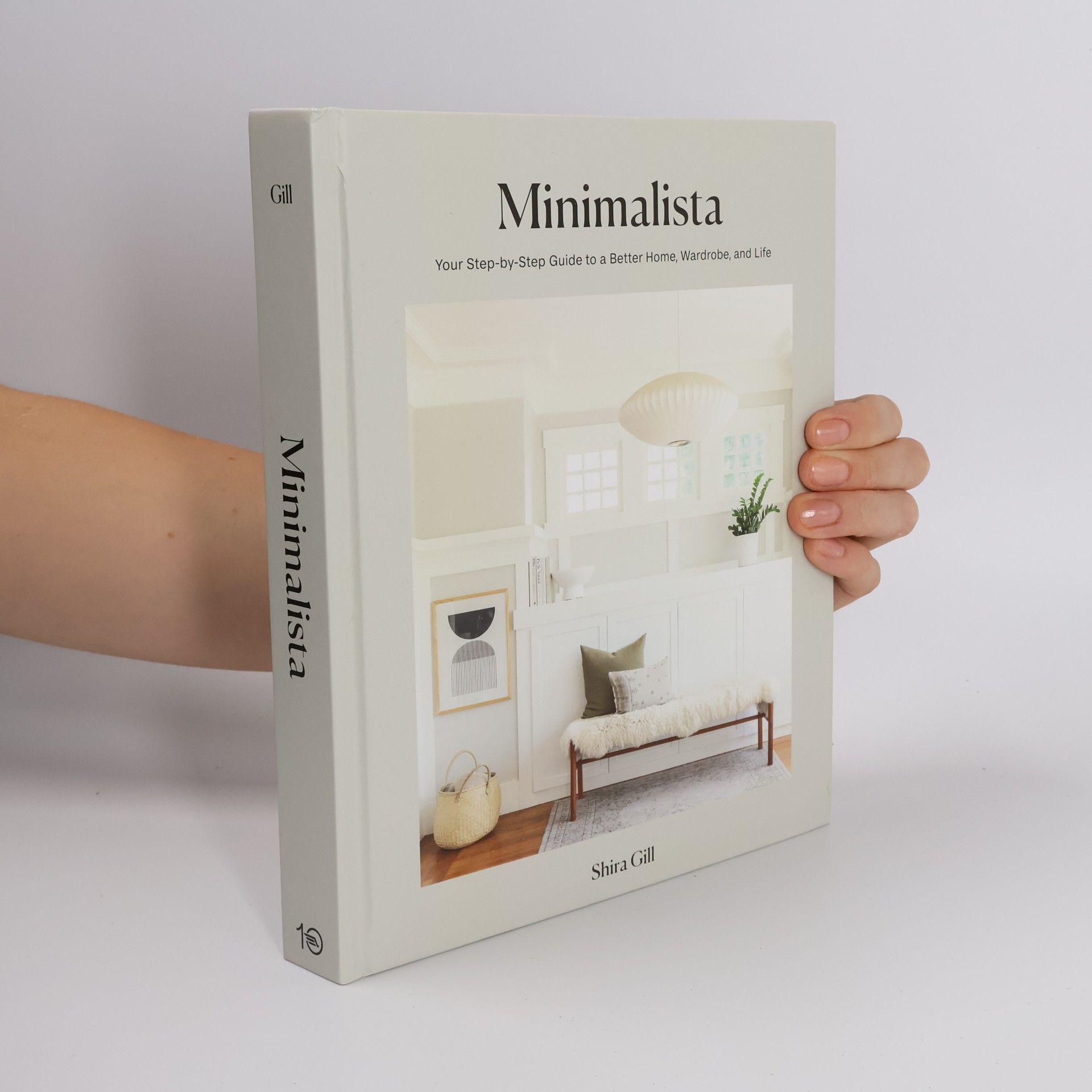 Shira Gill Minimalista
