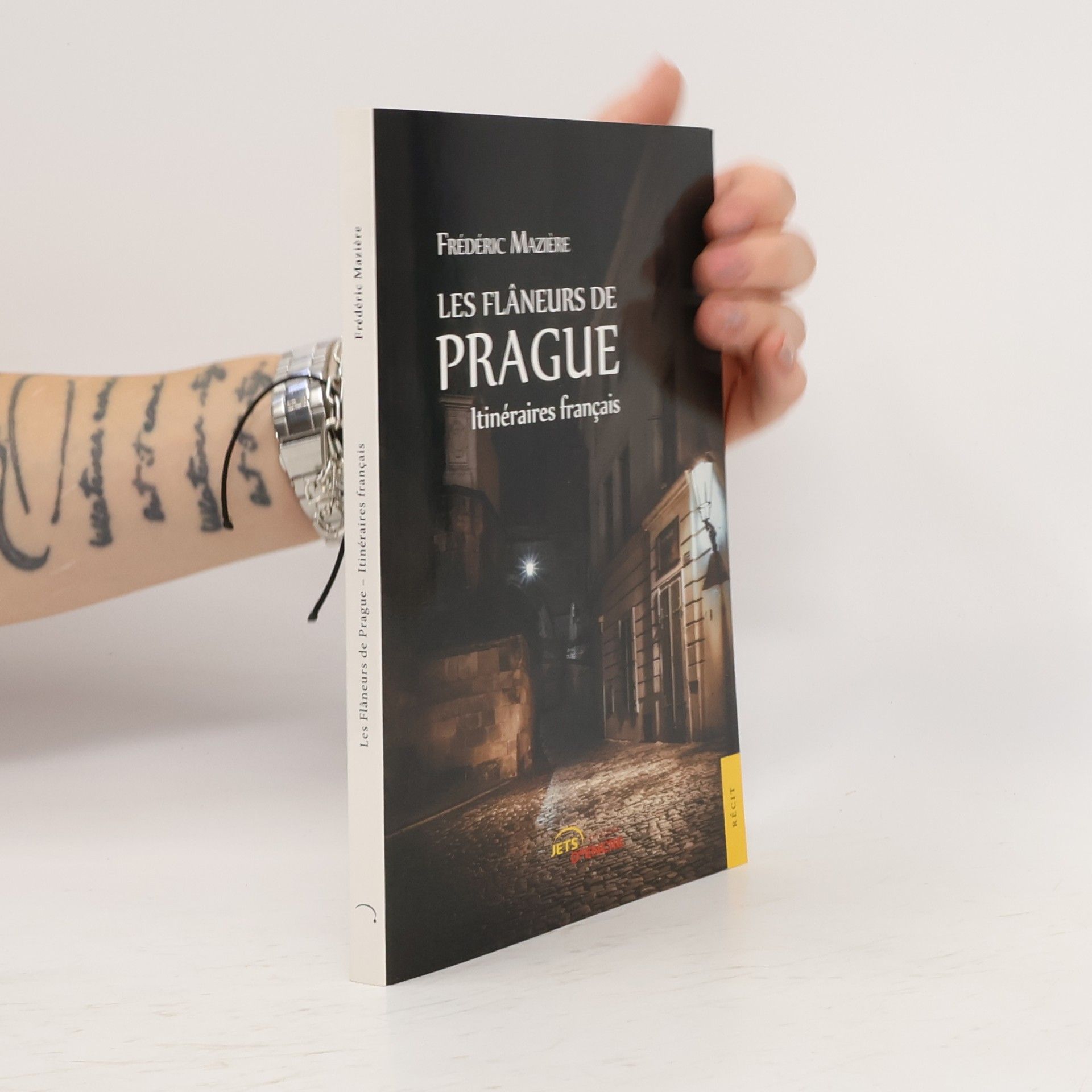 Frédéric Mazière Les Flâneurs de Prague: Itinéraires français