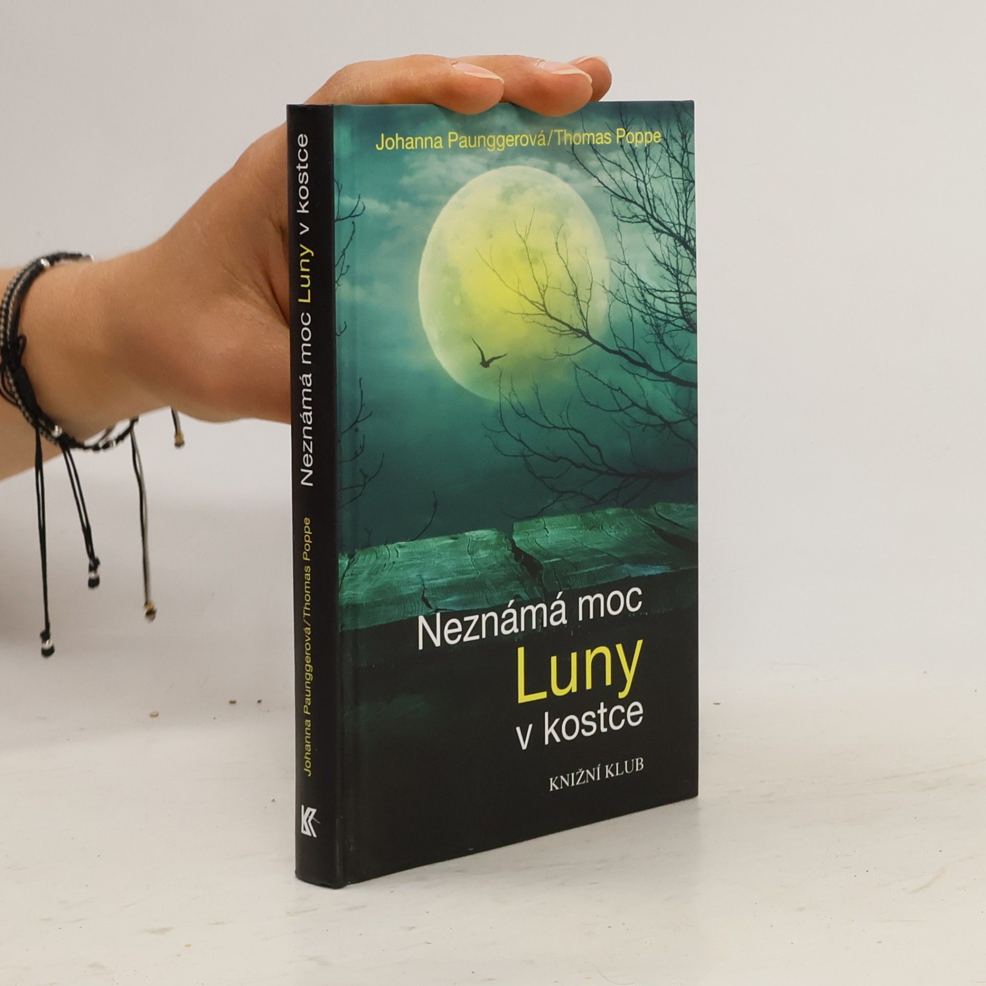 Johanna Paungger Poppe Neznámá moc Luny v kostce