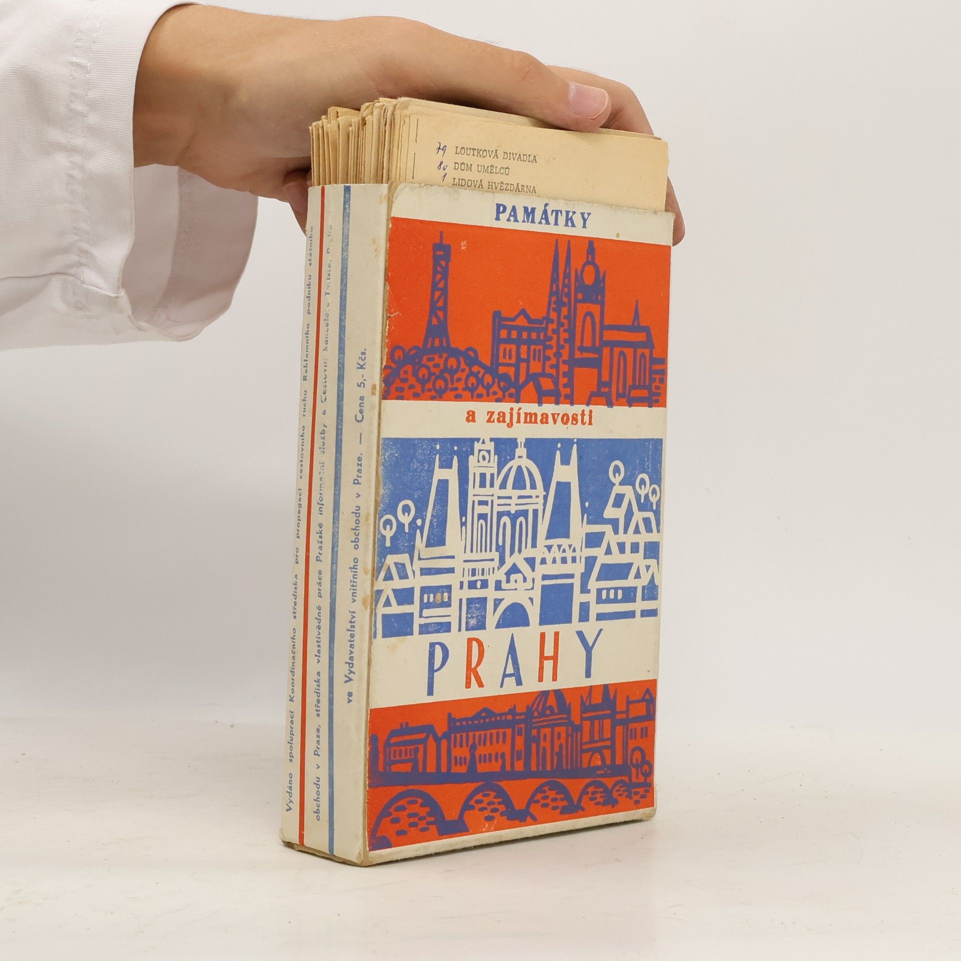 Various authors Památky a zajímavosti Prahy