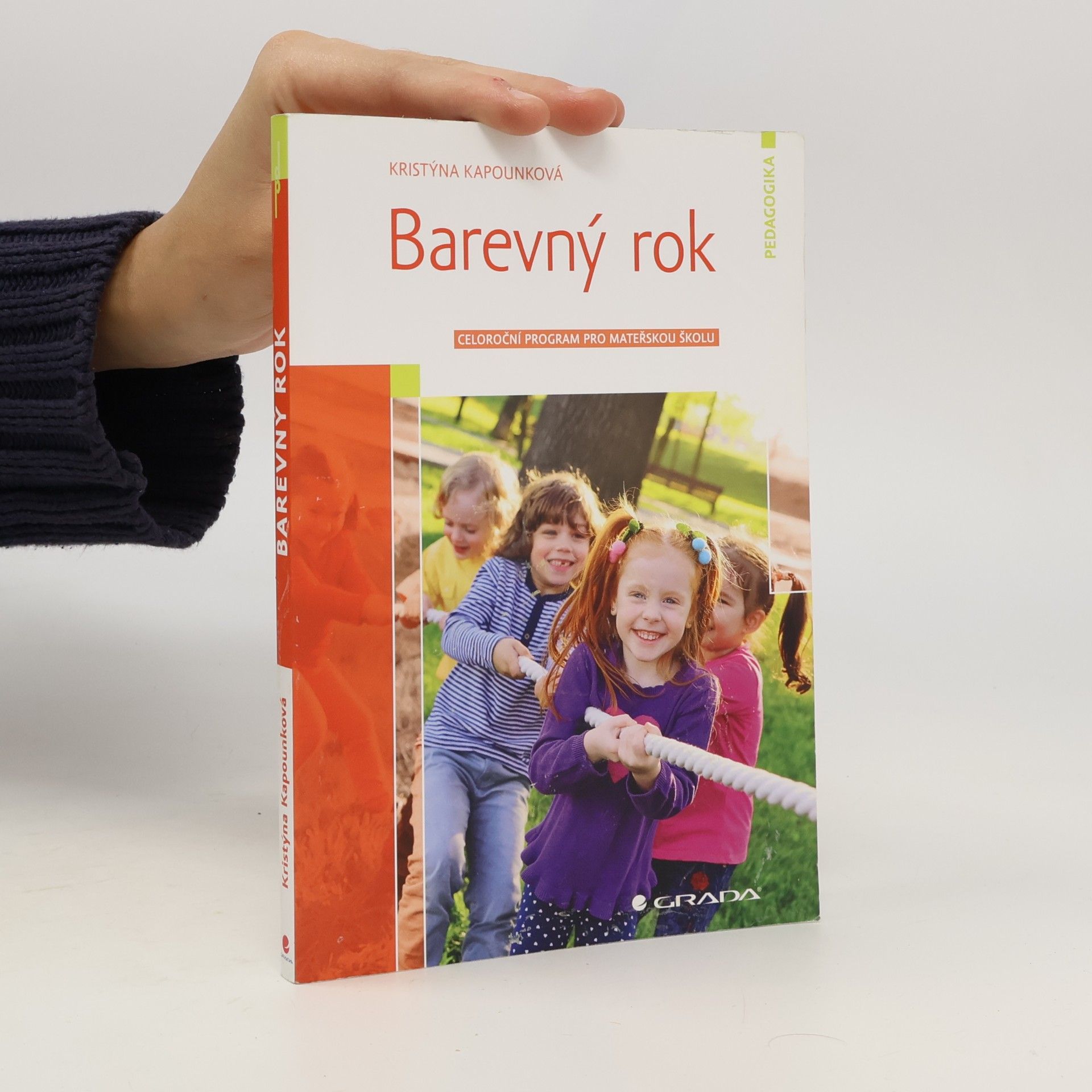 Kristýna Kapounková Barevný rok : celoroční program pro mateřskou školu