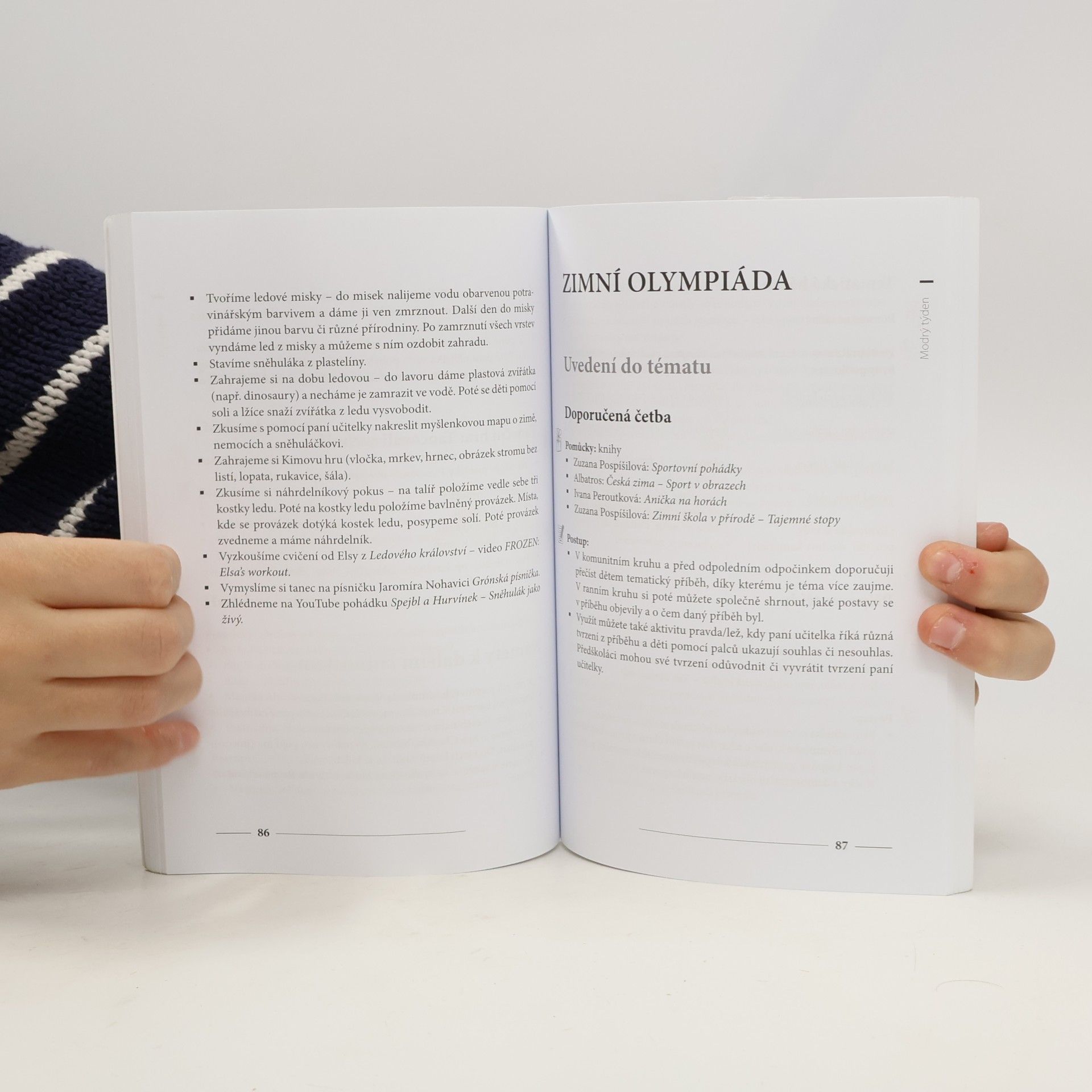 Kristýna Kapounková Barevný rok : celoroční program pro mateřskou školu