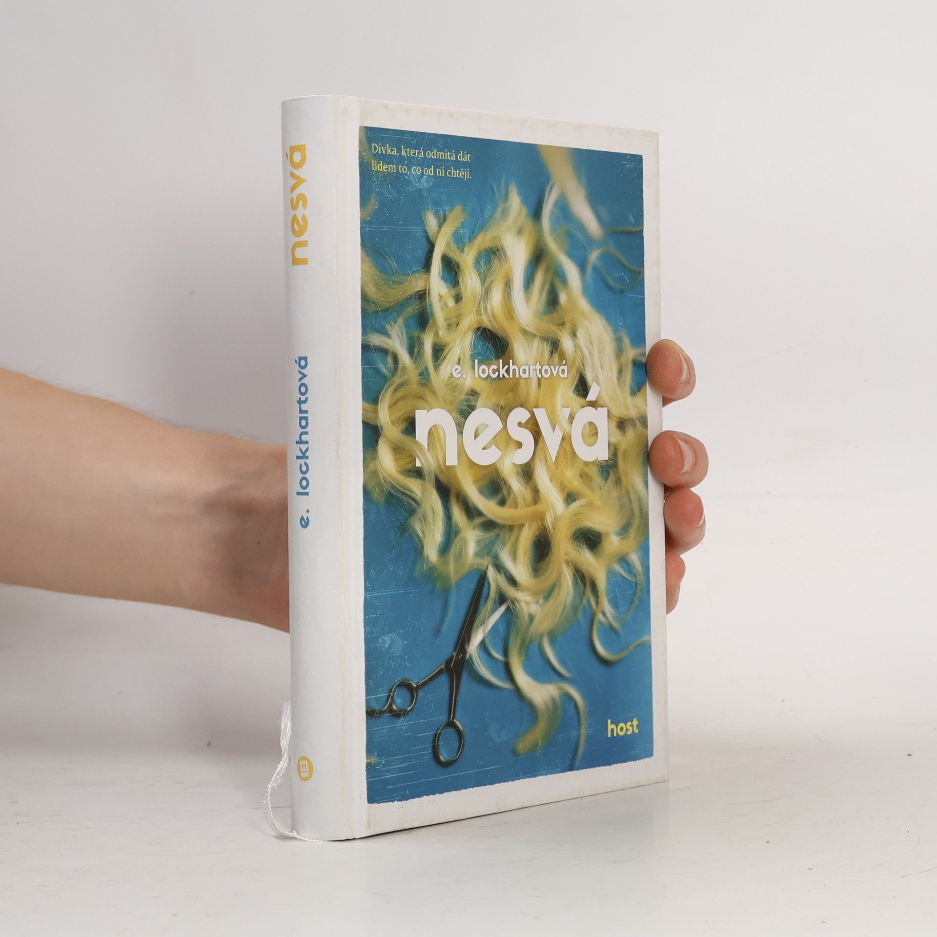 Nesvá