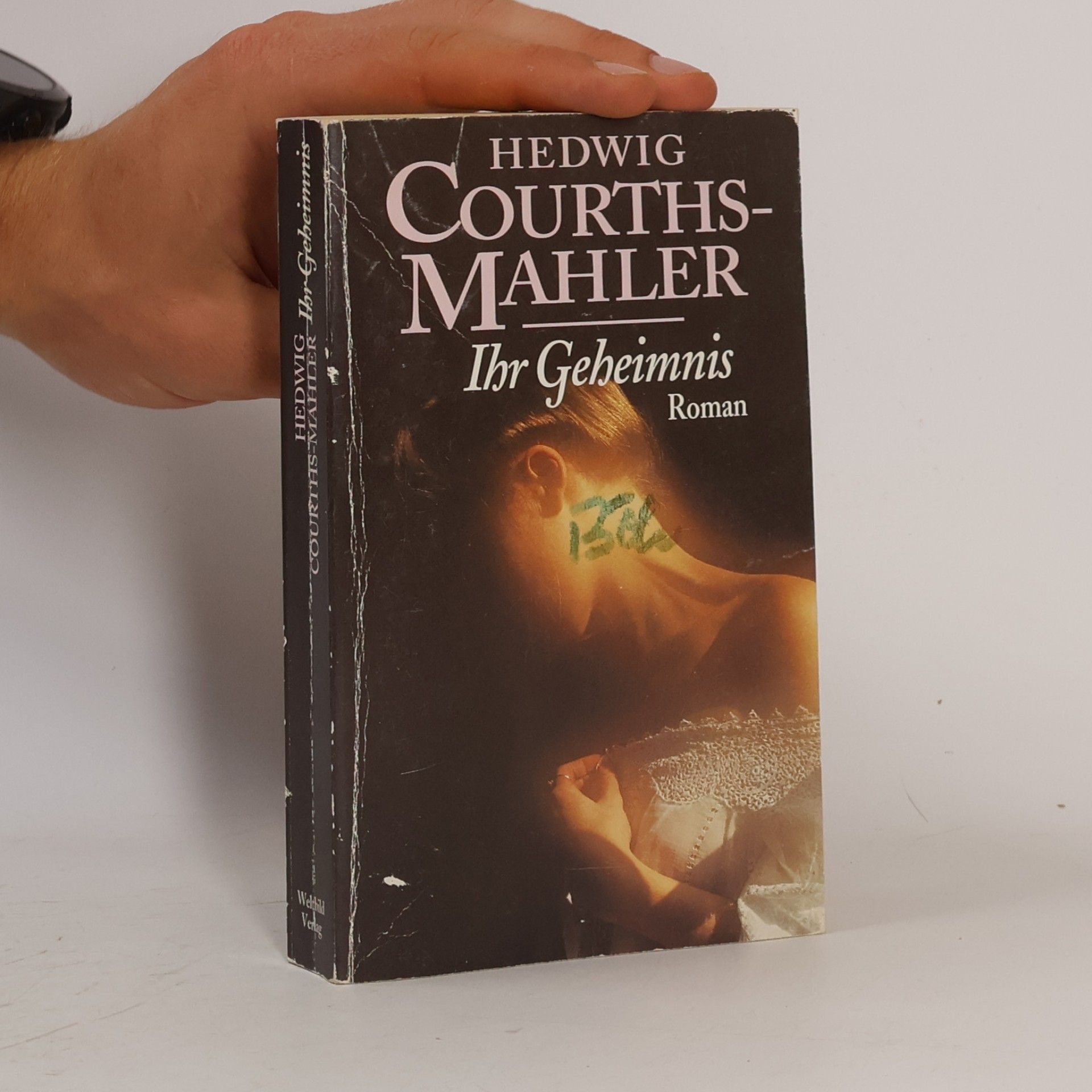 Hedwig Courths-Mahler Weit ist der Weg zum Glück