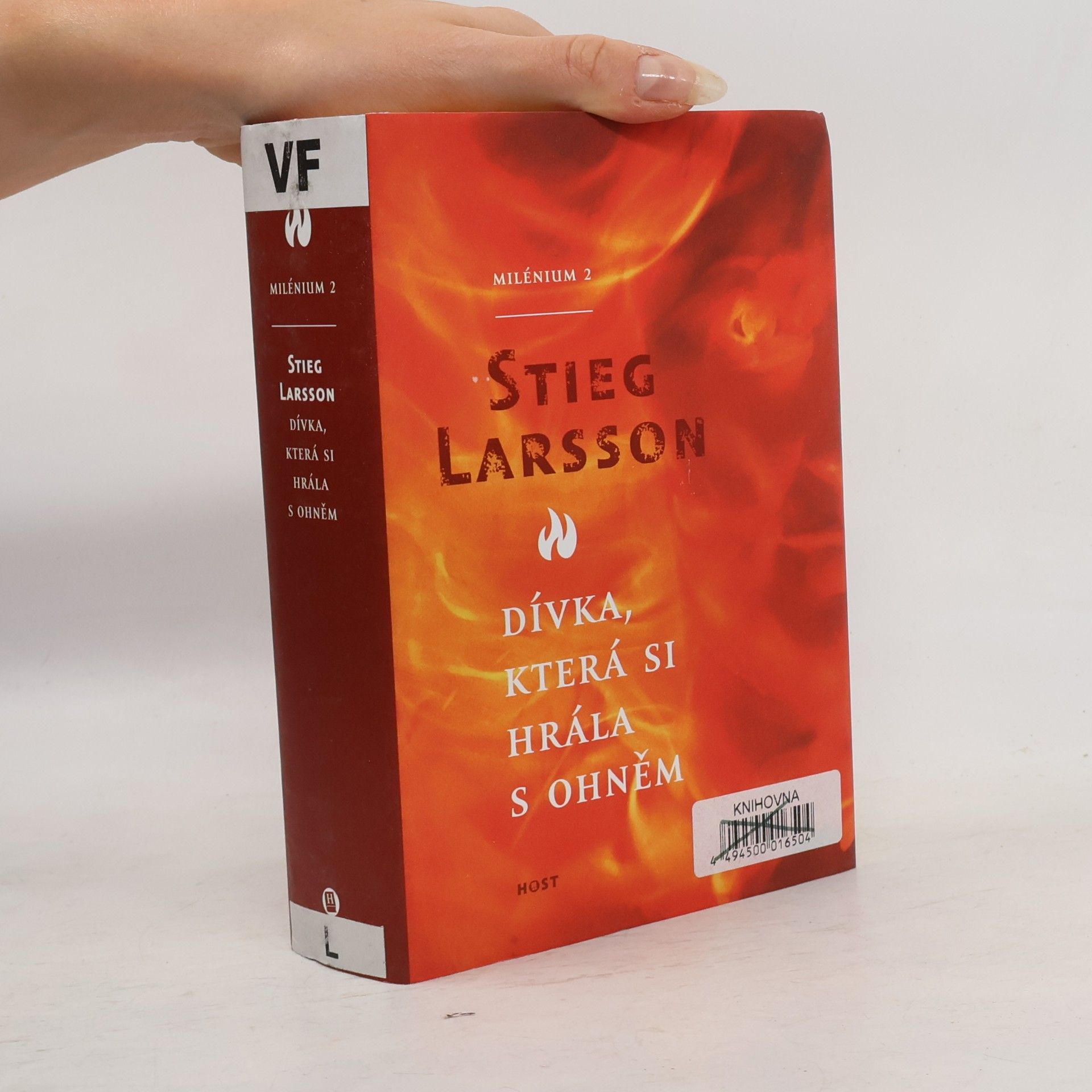 Stieg Larsson Dívka, která si hrála s ohněm