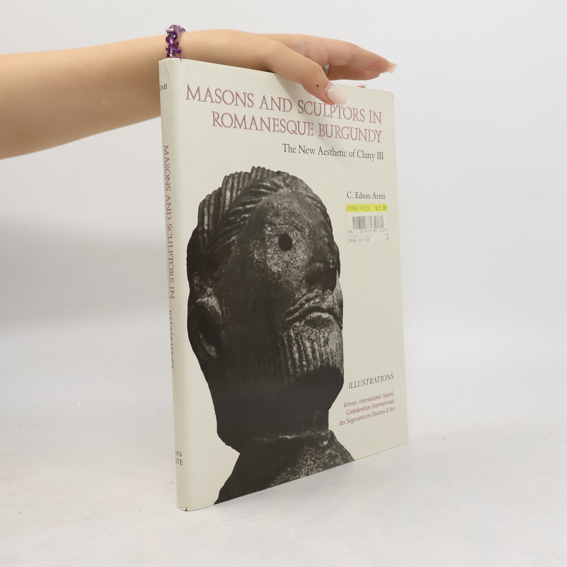 Masons and Sculptors in Romanesque Burgundy