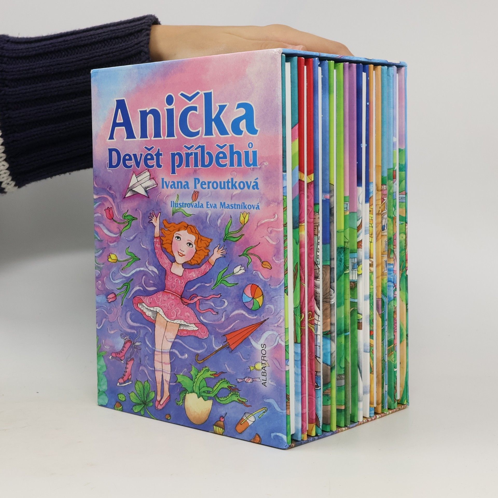 Ivana Peroutková Anička. Devět příběhů. (díly viz foto)