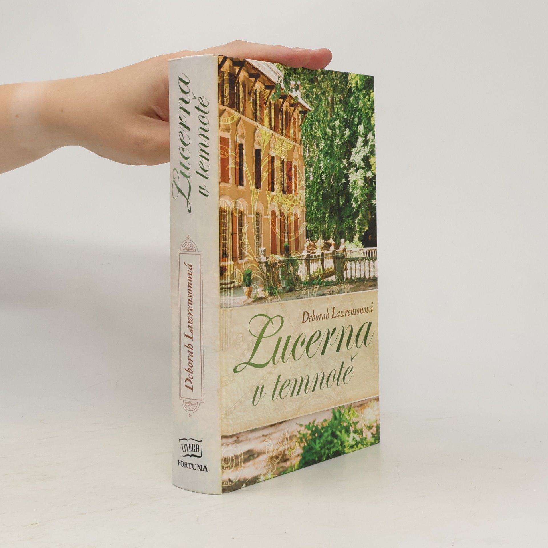 Deborah Lawrensová Lucerna v temnotě