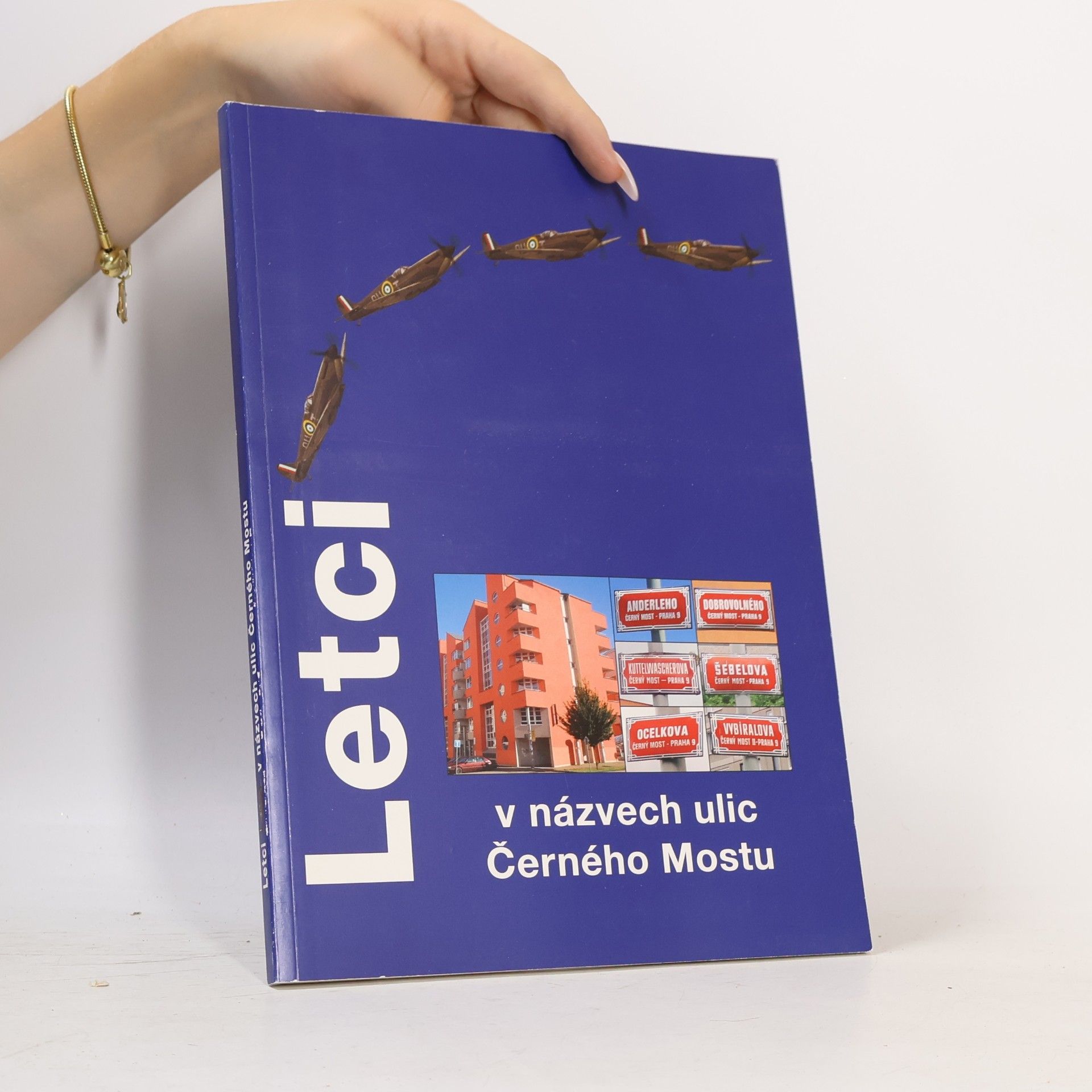 Jiří Rajlich Letci v názvech ulic Černého Mostu