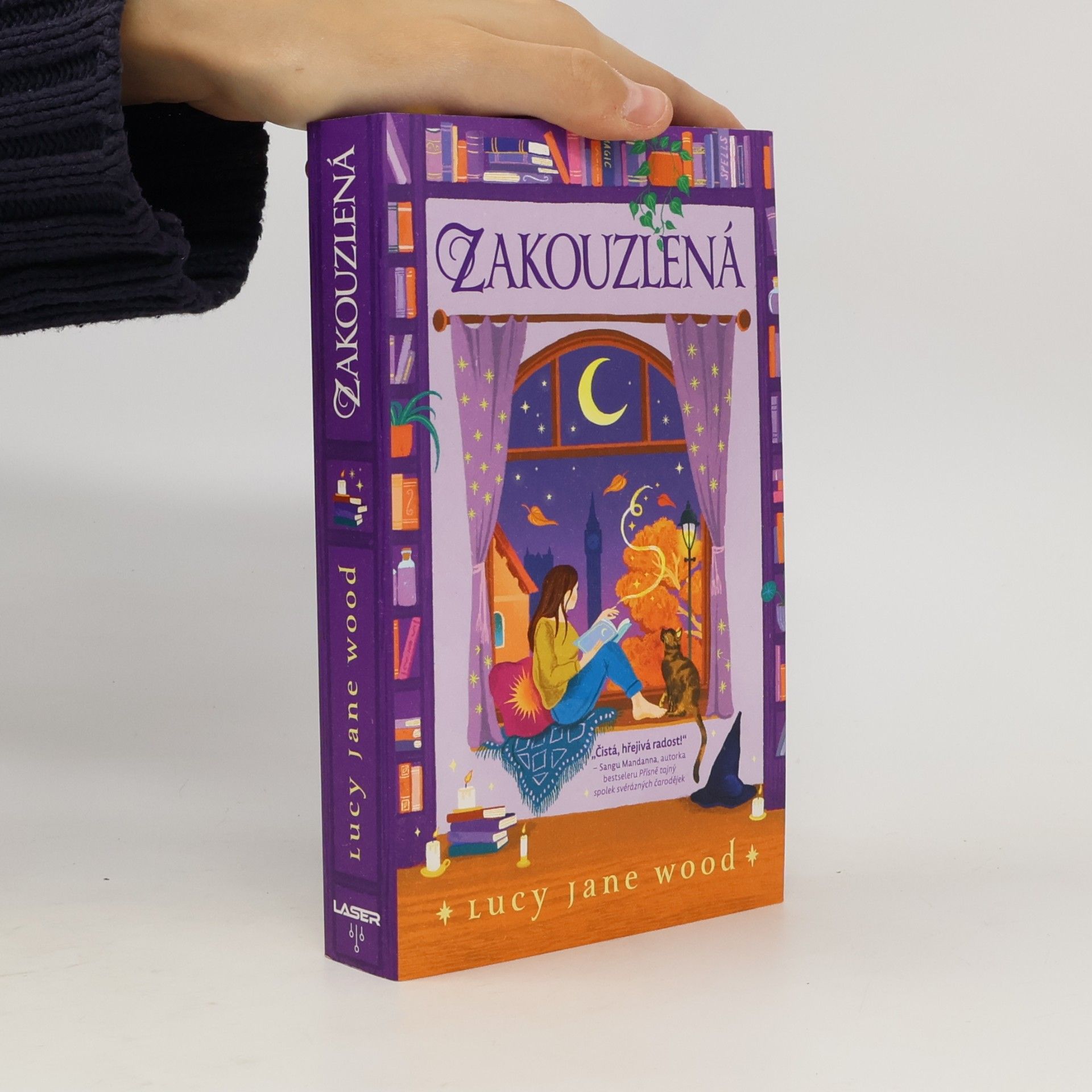 Lucy Jane Wood Zakouzlená
