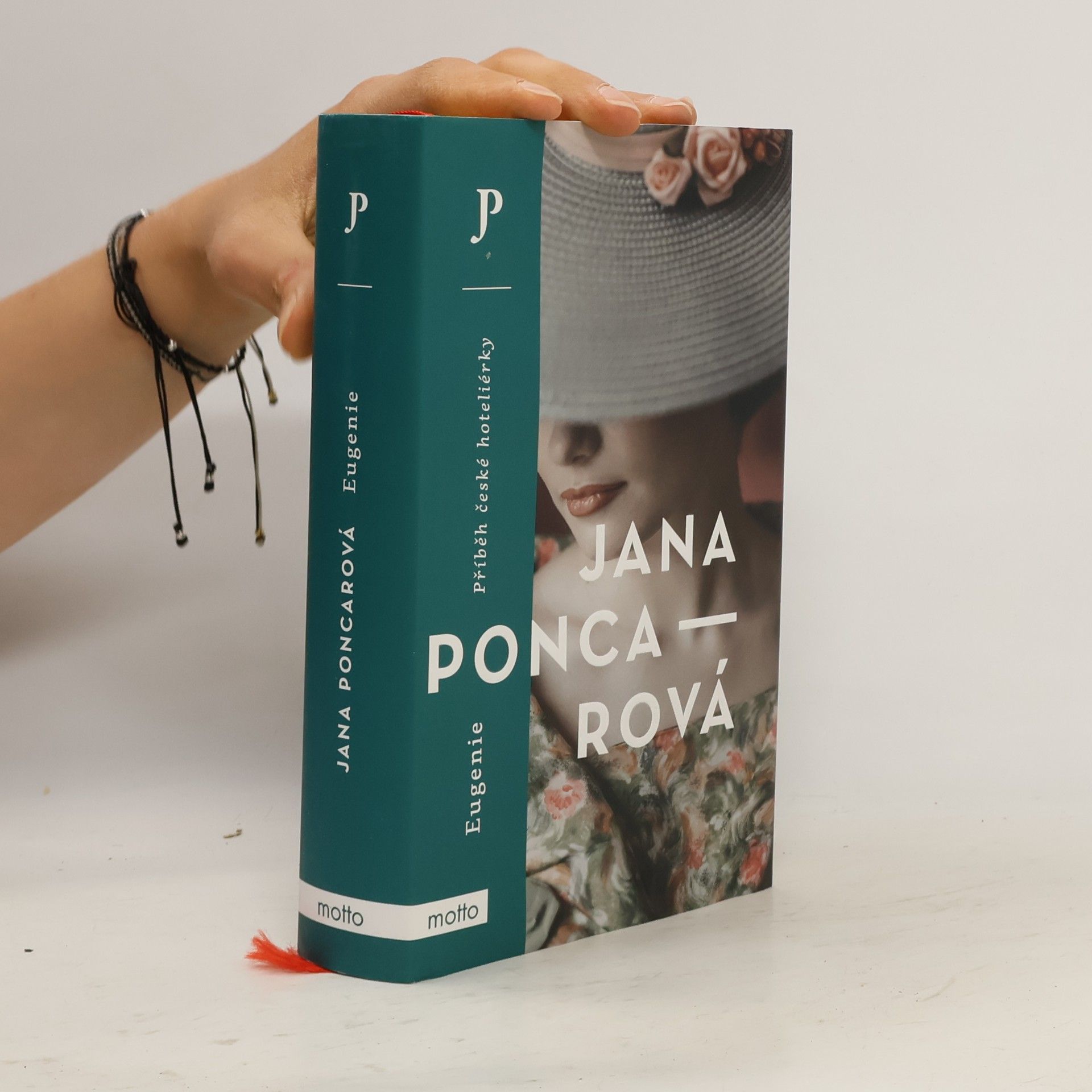 Jana Poncarová Eugenie: Příběh české hoteliérky