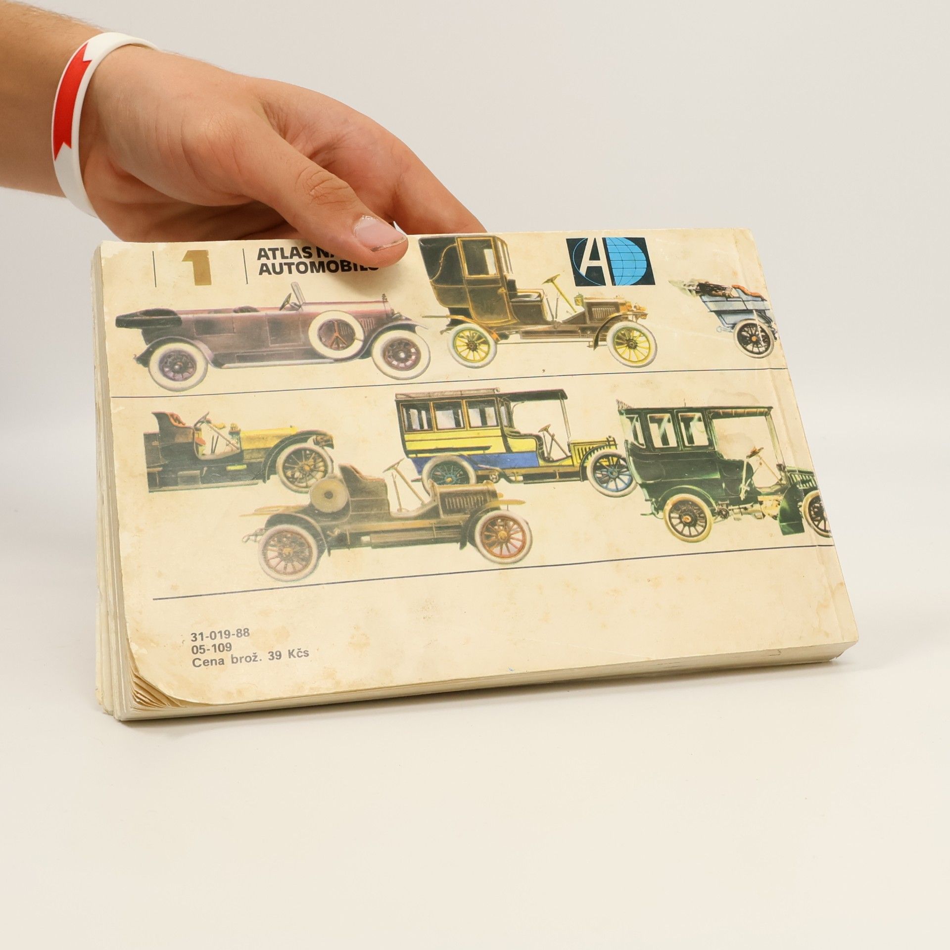 Adolf Kuba Atlas našich automobilů 1