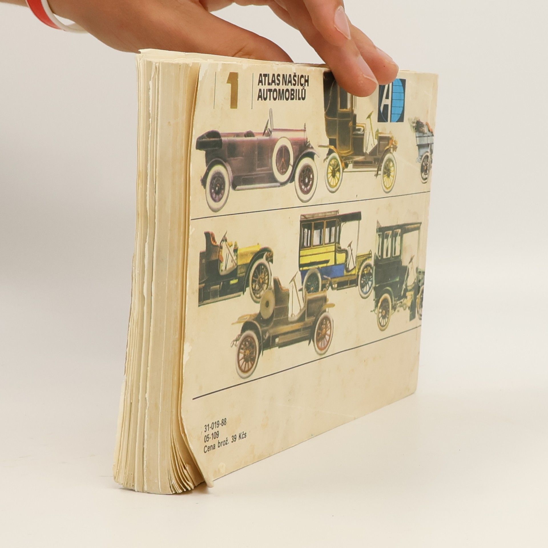 Adolf Kuba Atlas našich automobilů 1