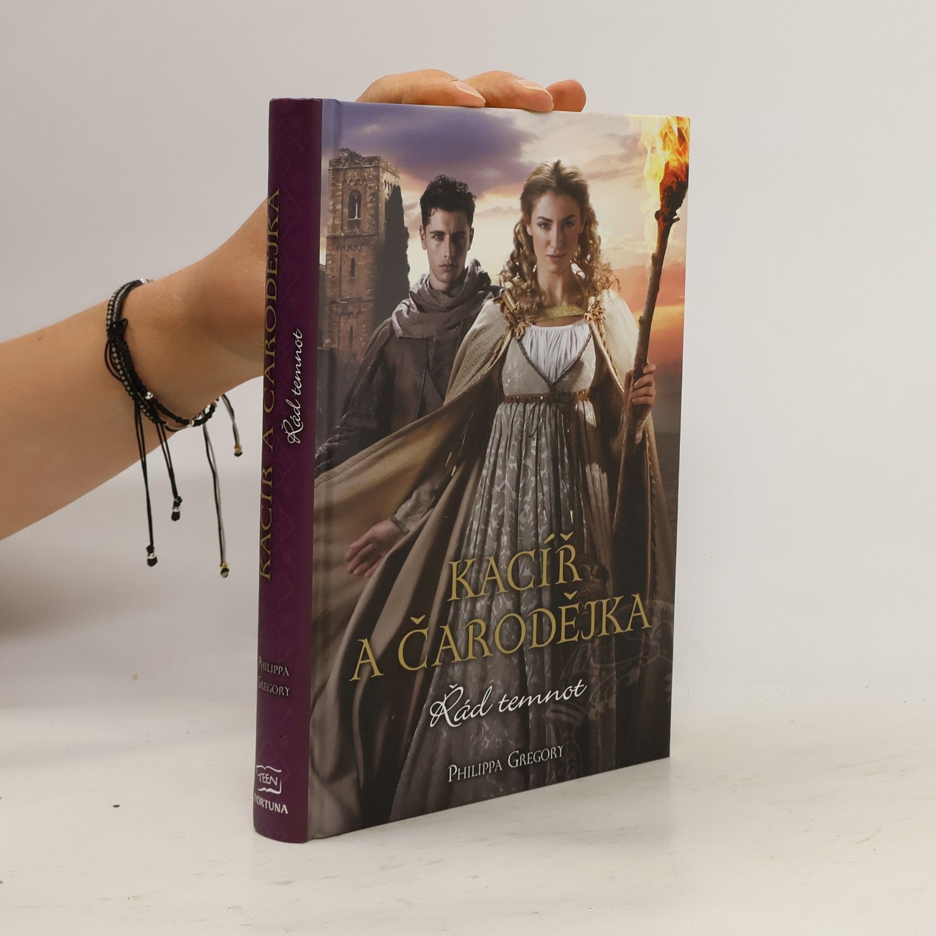 Philippa Gregoryová Řád temnot. Kacíř a čarodějka