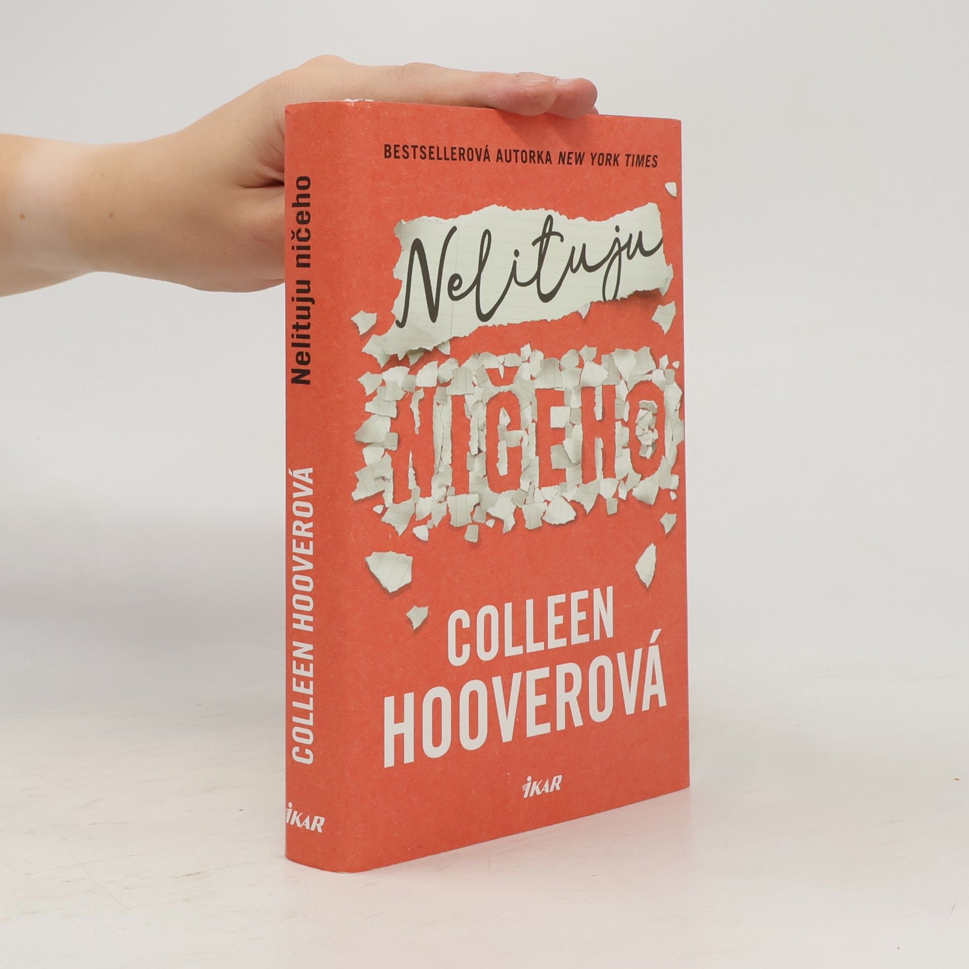 Colleen Hoover Nelituju ničeho