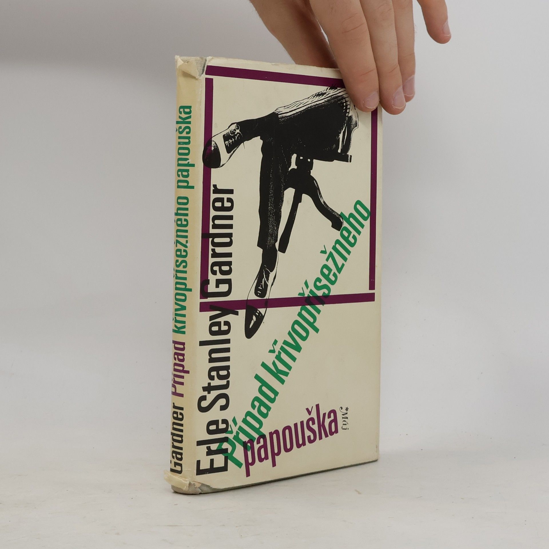 Erle Stanley Gardner Případ křivopřísežného papouška