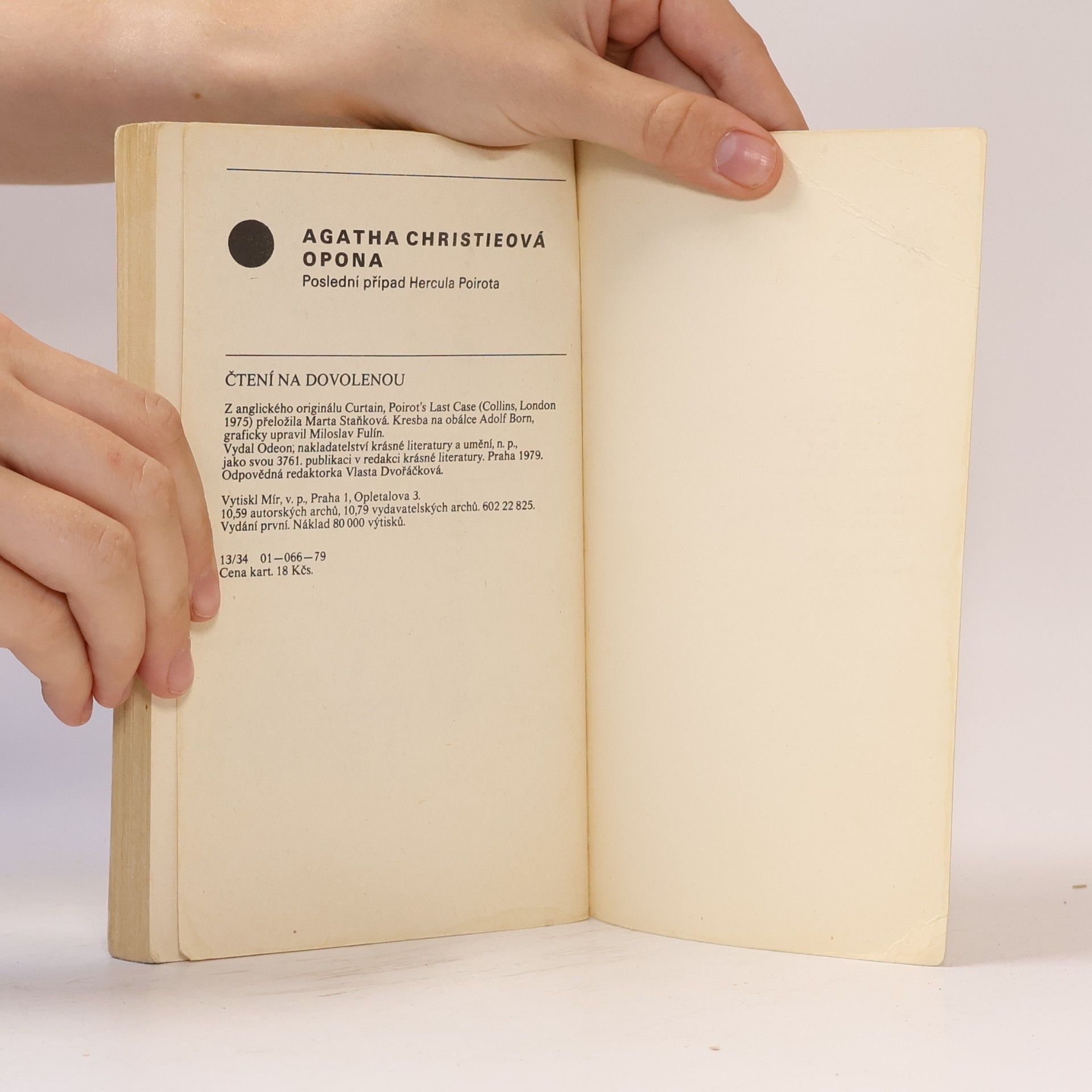 Agatha Christie Opona