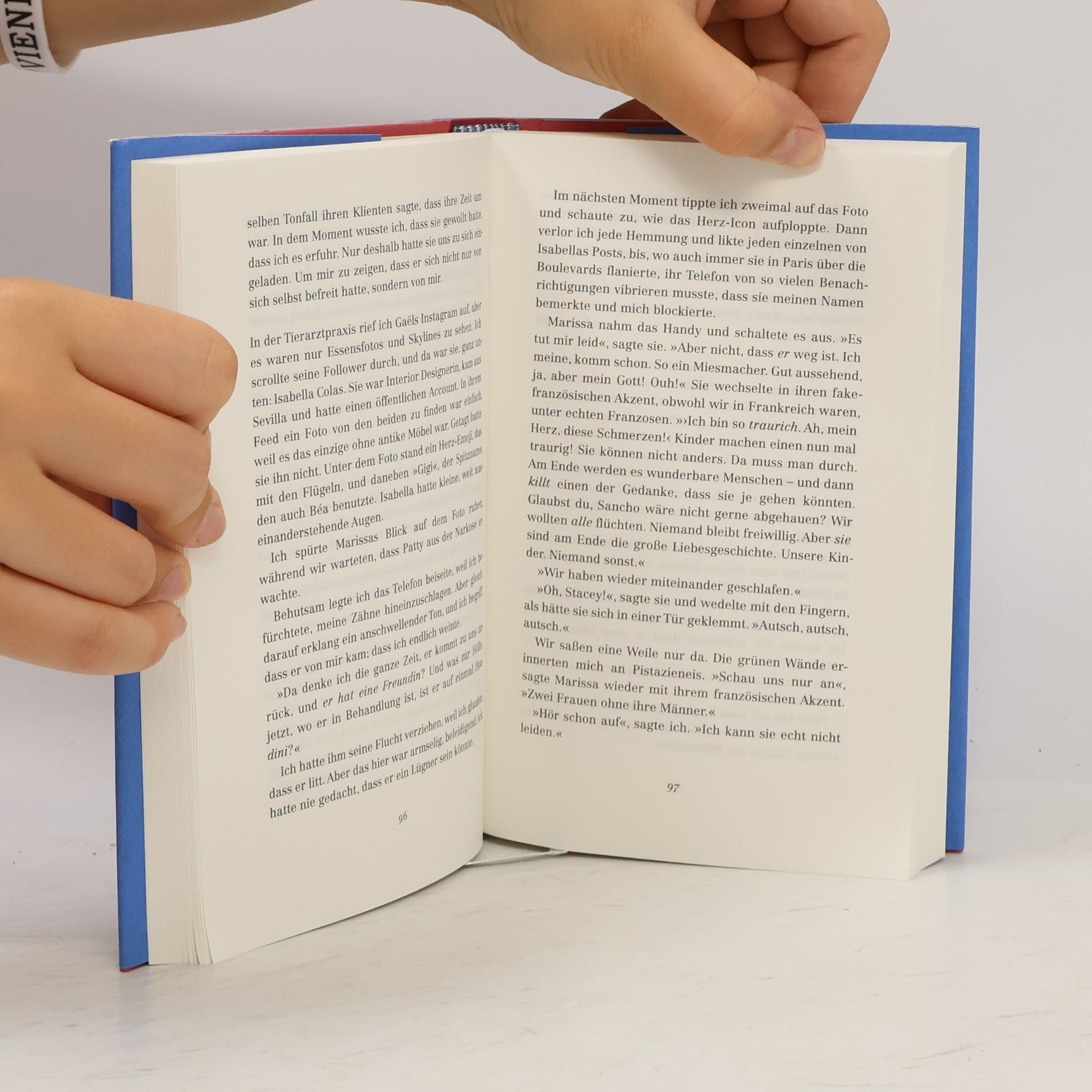 Naomi Wood Dino Moms. Erzählungen | Gewinnerin BBC Short Story Award 2023 | preisgekröntes Debüt I »Eine wunderbare Autorin« Matt Haig | scharfsinnig über Elternschaft und moderne Liebe