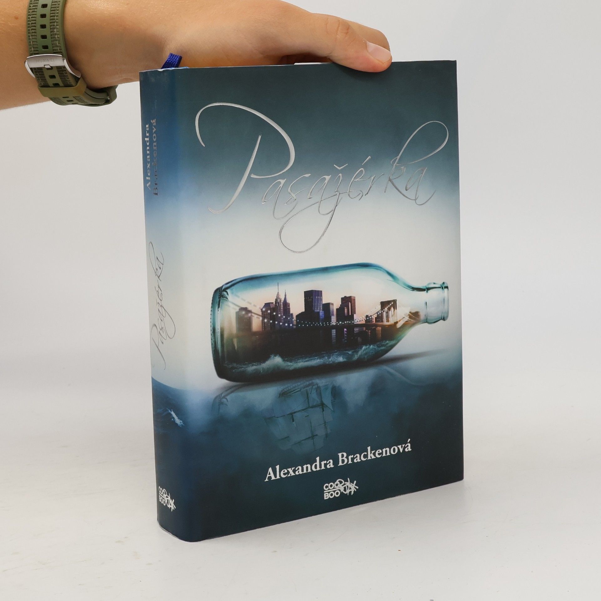 Alexandra Bracken Pasažérka