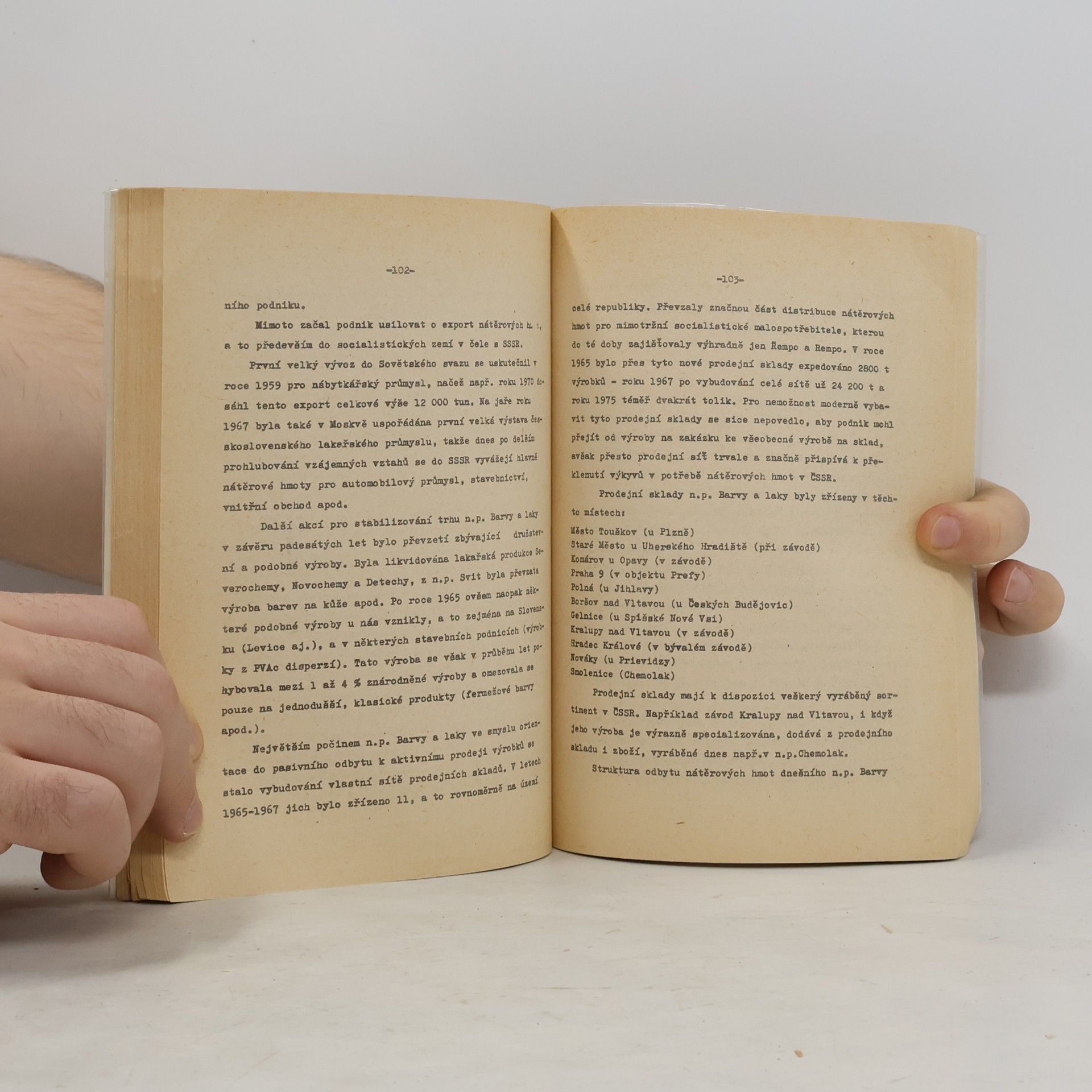 Various authors Příspěvky k historii československého chemického průmyslu