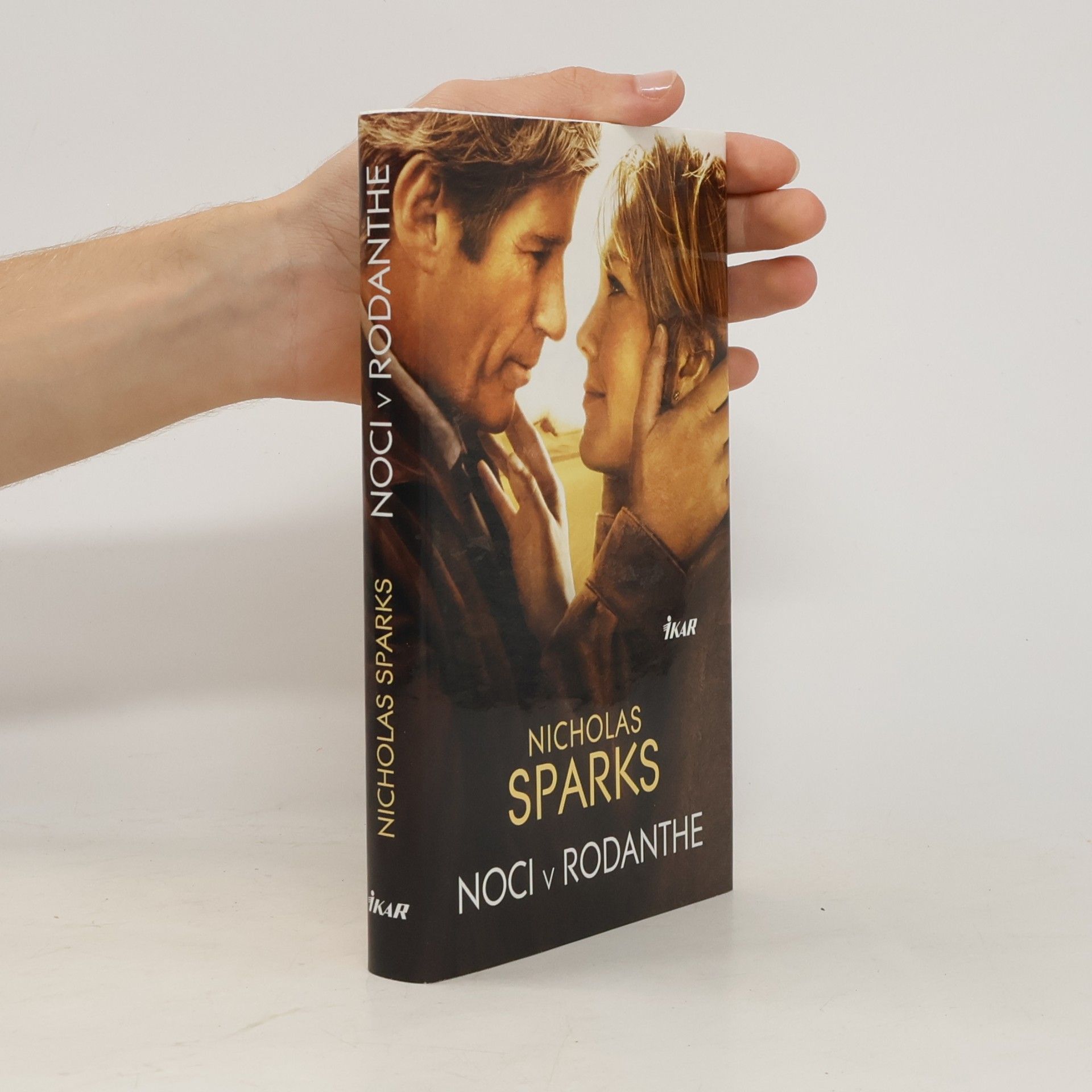 Nicholas Sparks Noci v Rodanthe