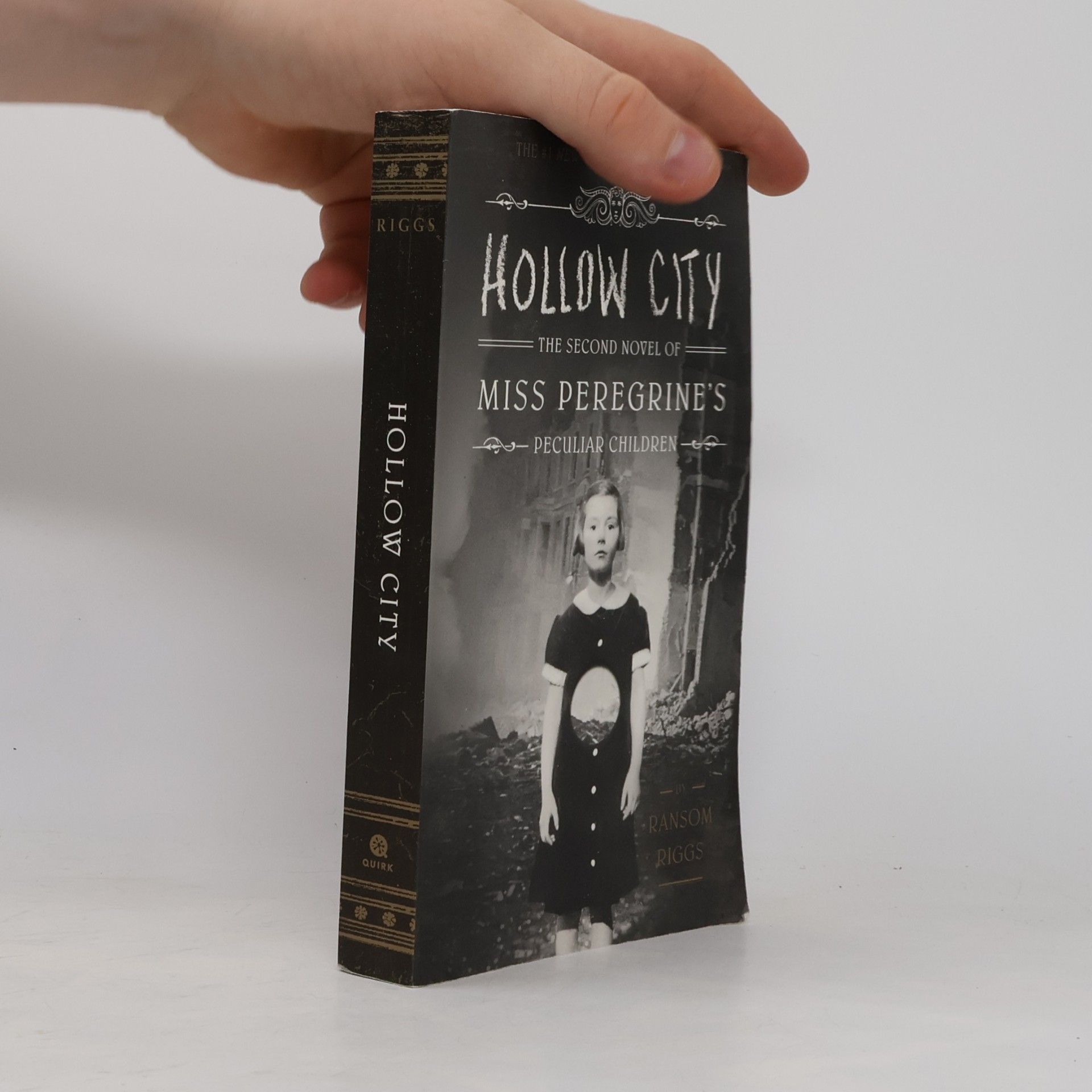 Ransom Riggs Hollow City