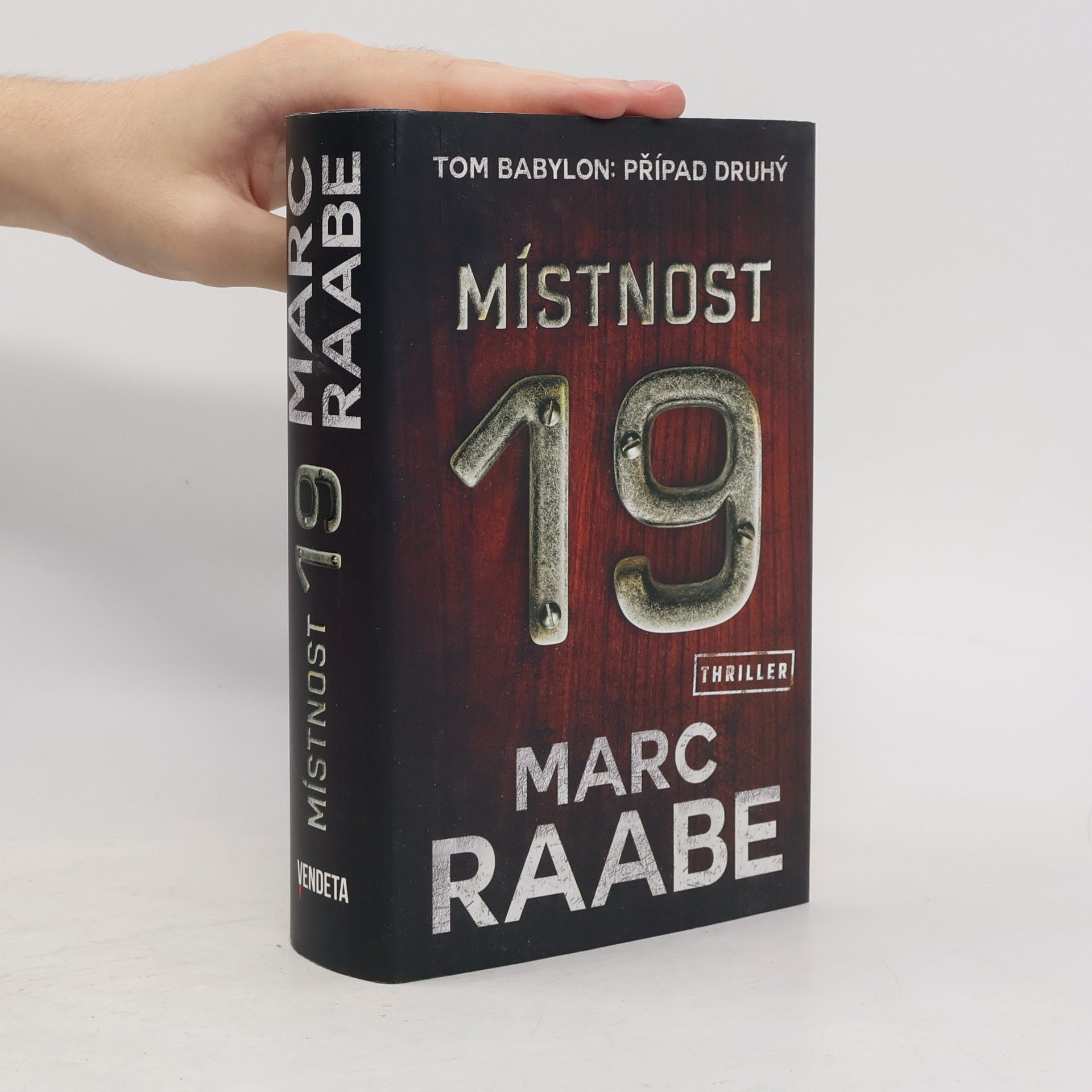Marc Raabe Místnost 19