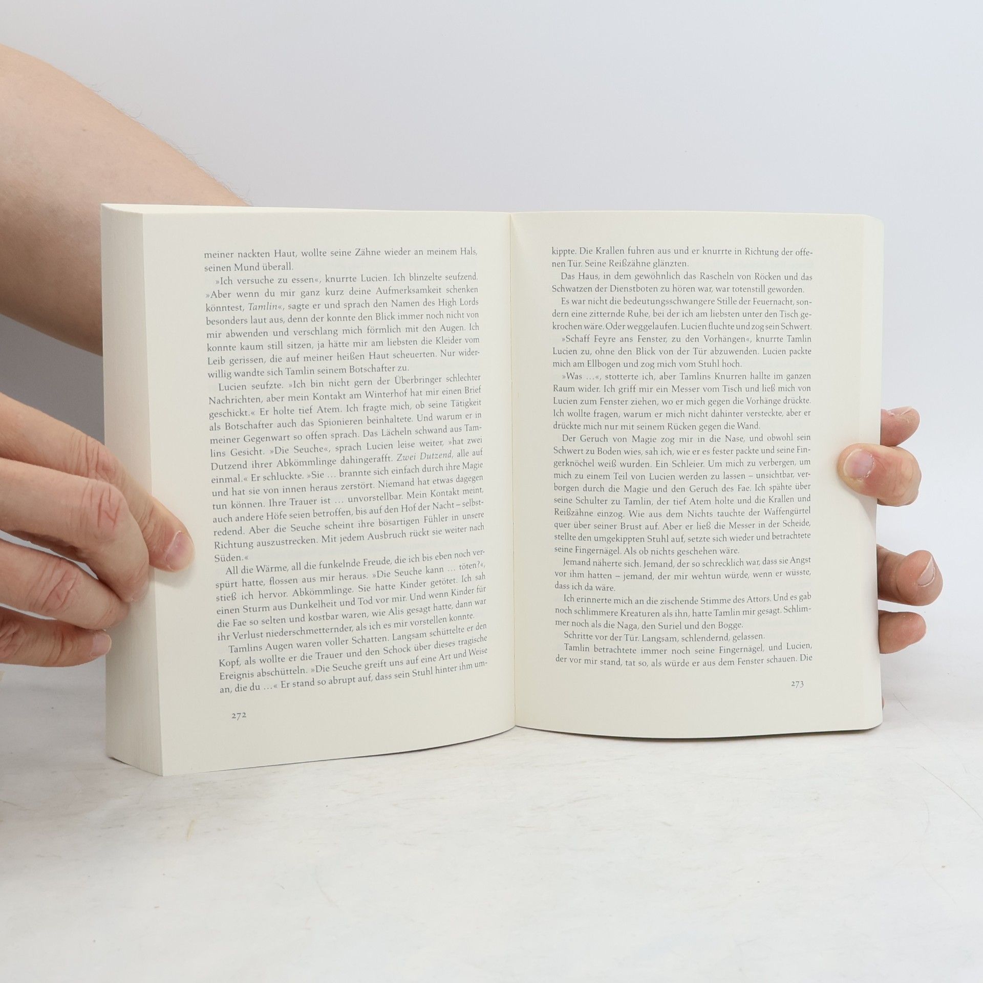 Sarah J. Maas Das Reich der sieben Höfe. Dornen und Rosen