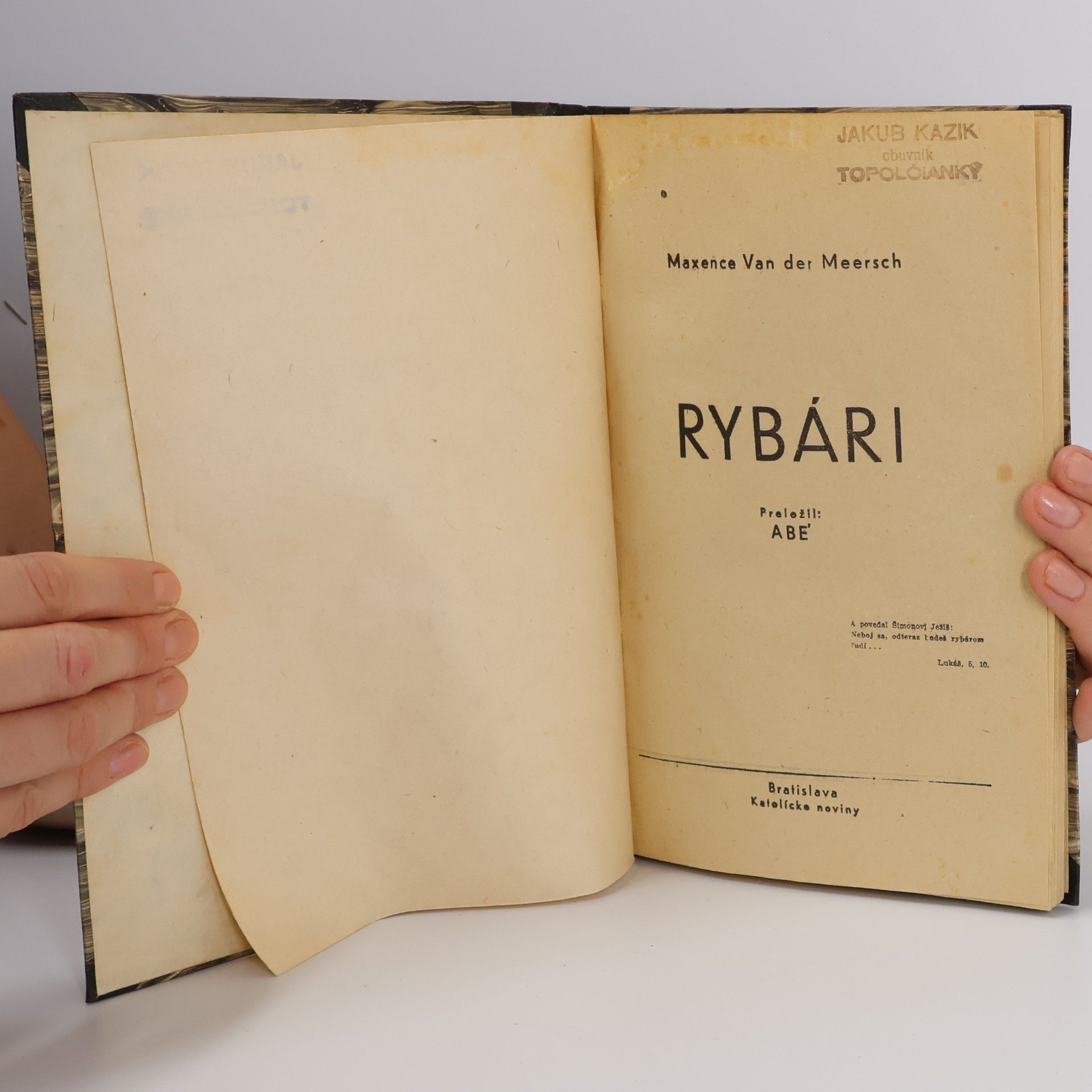Maxence Van Der Meersch Rybári
