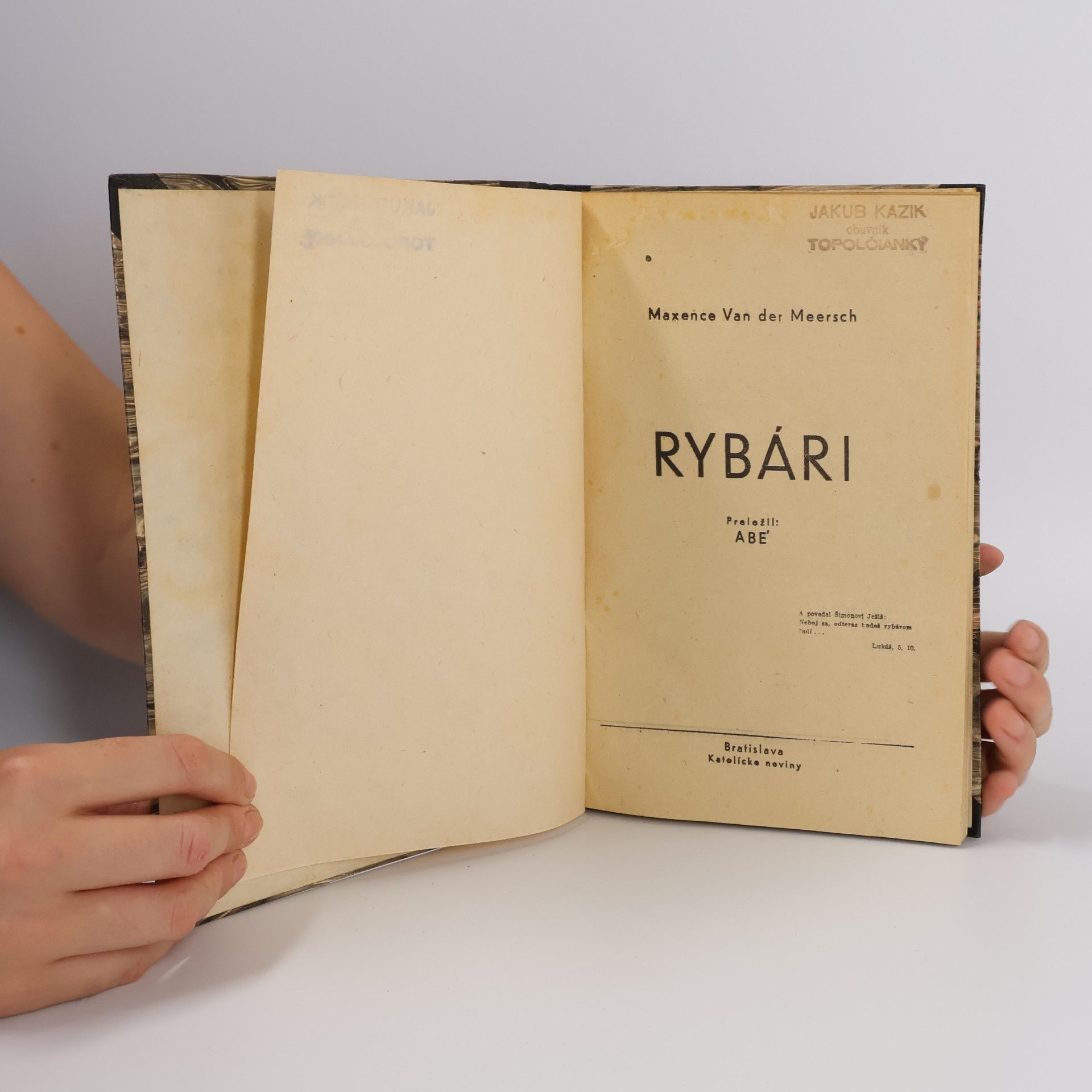 Maxence Van Der Meersch Rybári