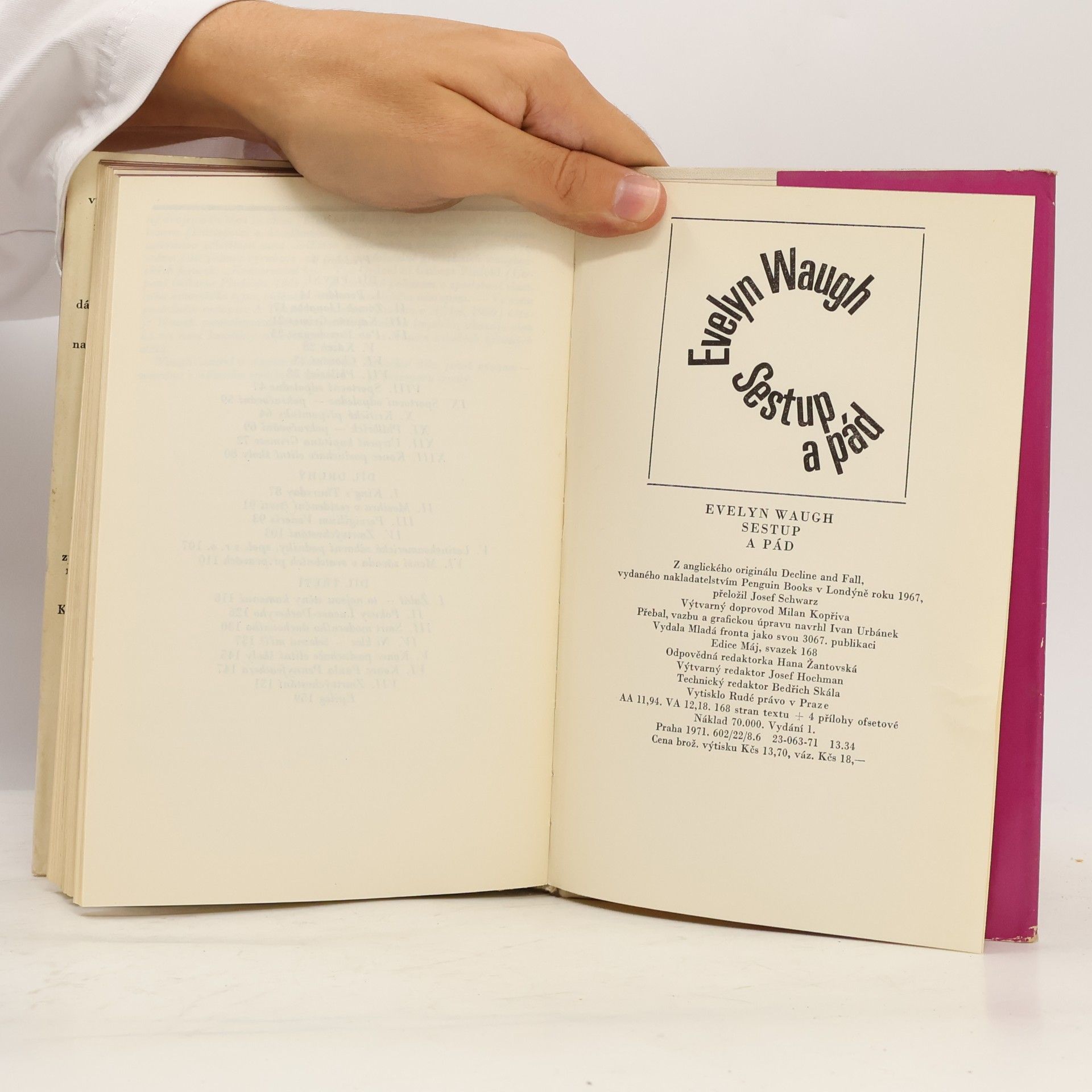 Evelyn Waugh Sestup a pád