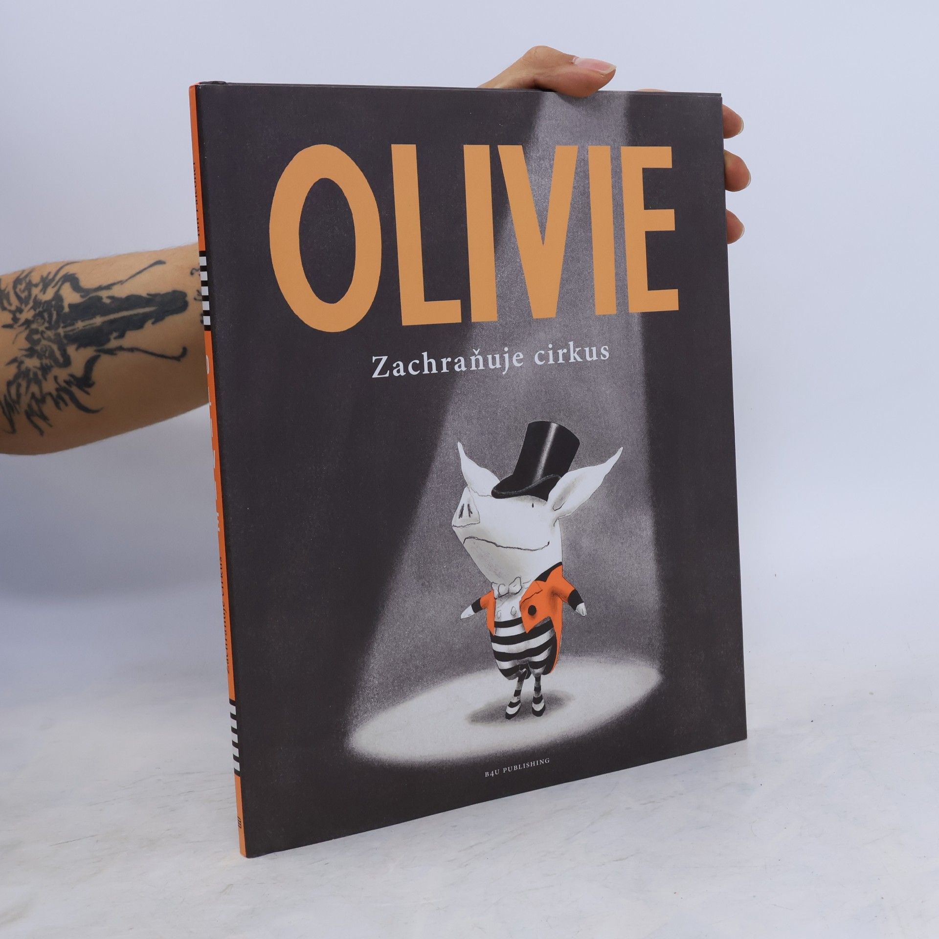Ian Falconer Olivie: Zachraňuje cirkus