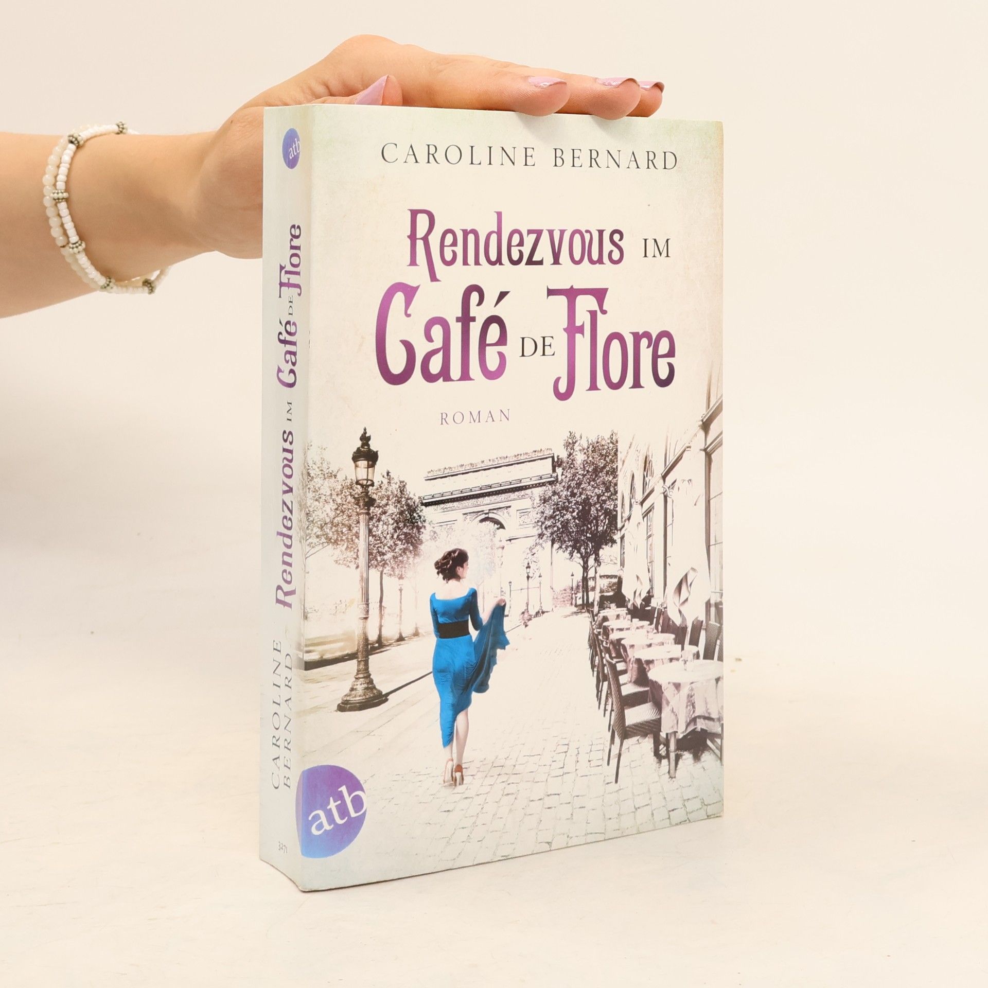 Caroline Bernard Rendezvous im Café de Flore