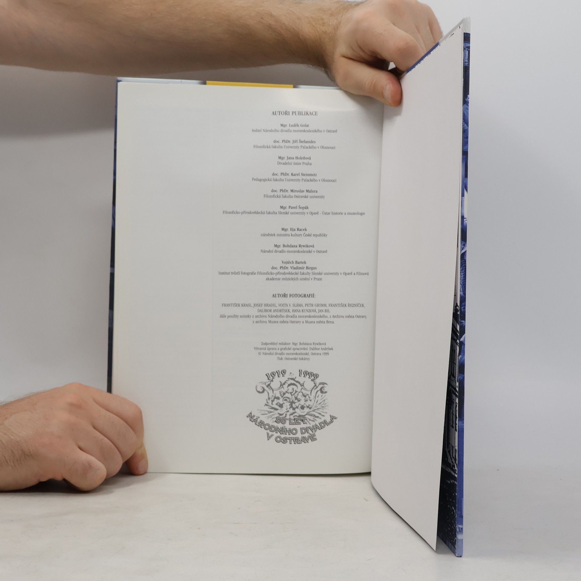 Collectif d'auteurs 1919-1999 : almanach Národního divadla moravskoslezského 80 let Národního divadla v Ostravě
