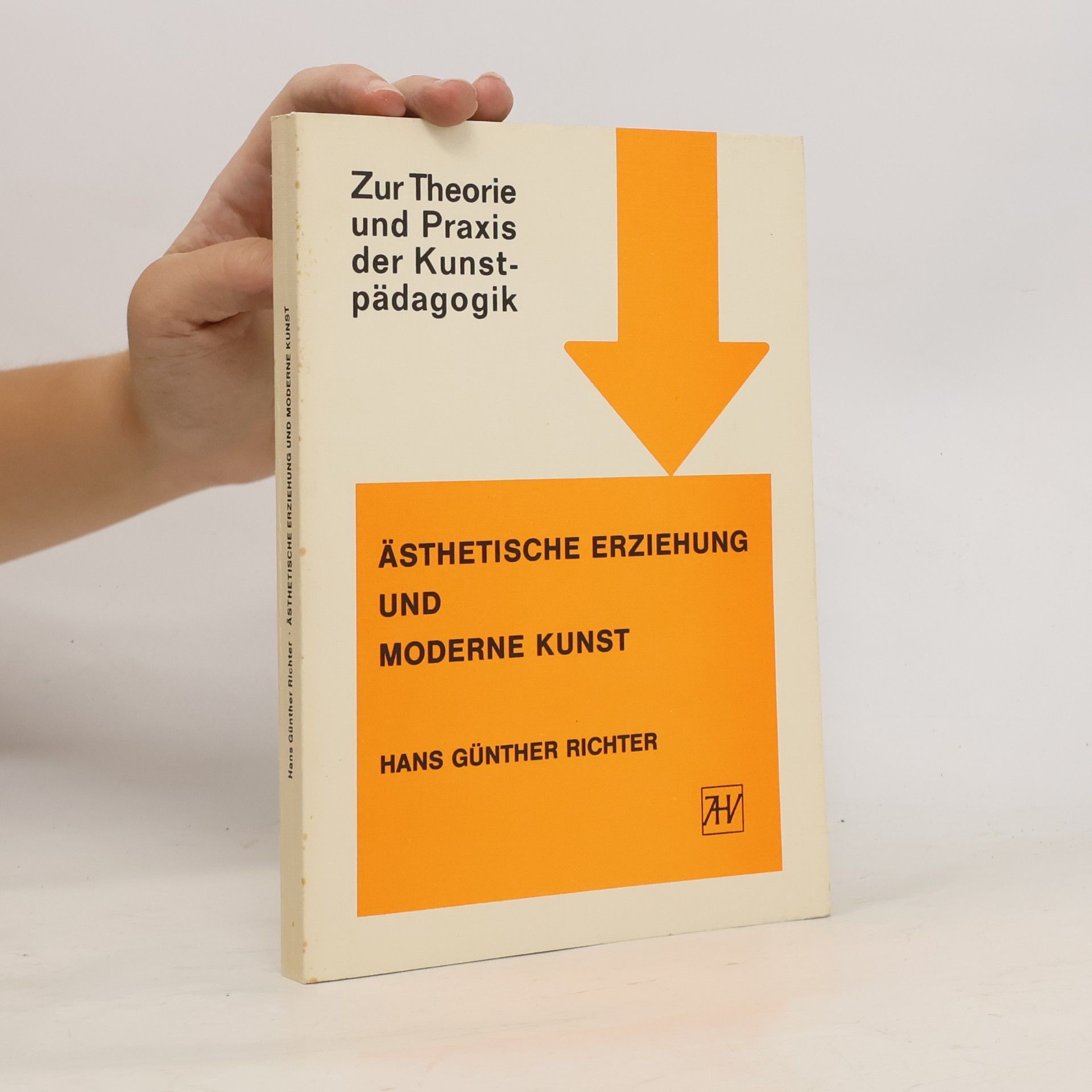 Schriftenreihe zur Theorie und Praxis der Kunstpädagogik: Ästhetische Erziehung und moderne Kunst