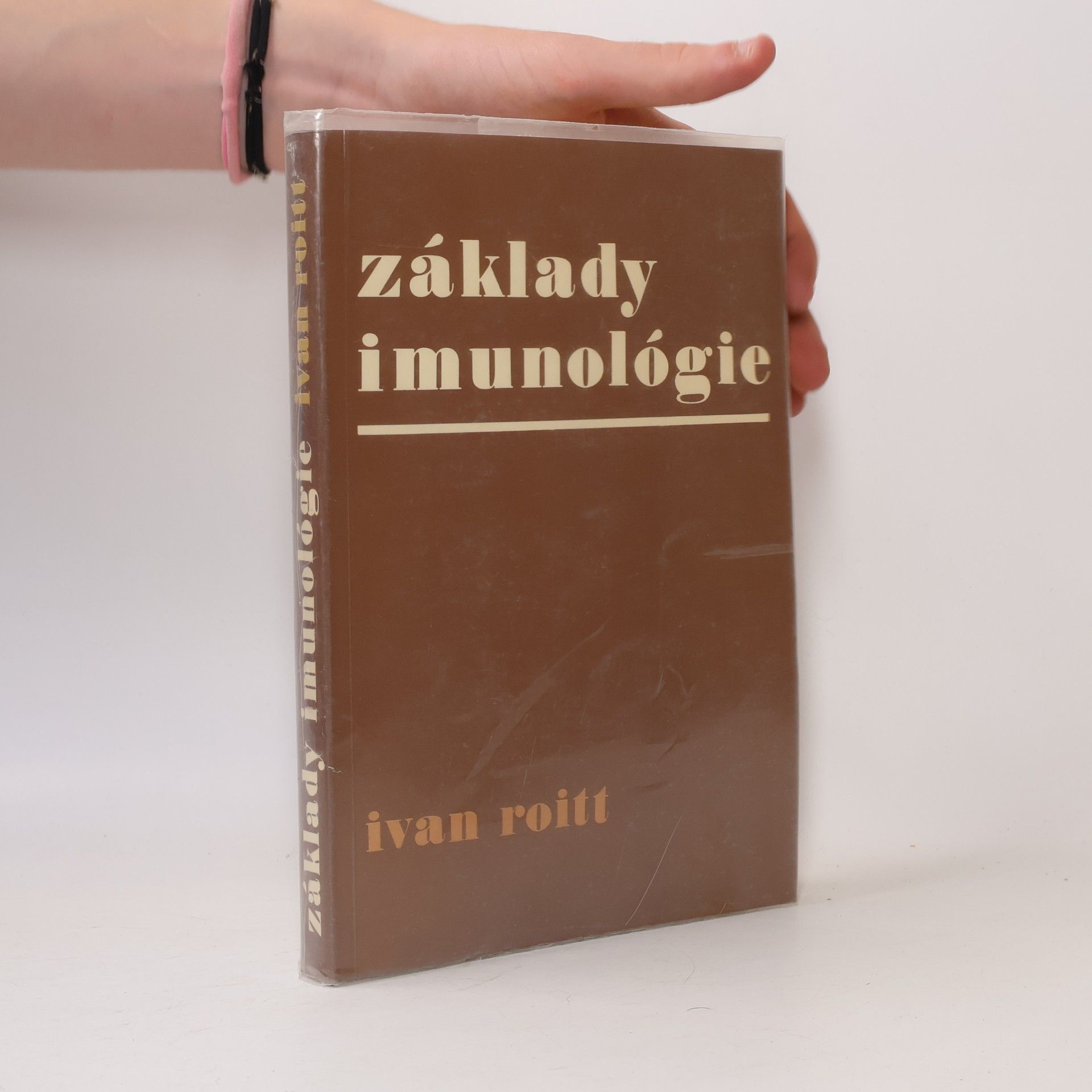 Ivan M. Roitt Základy imunológie