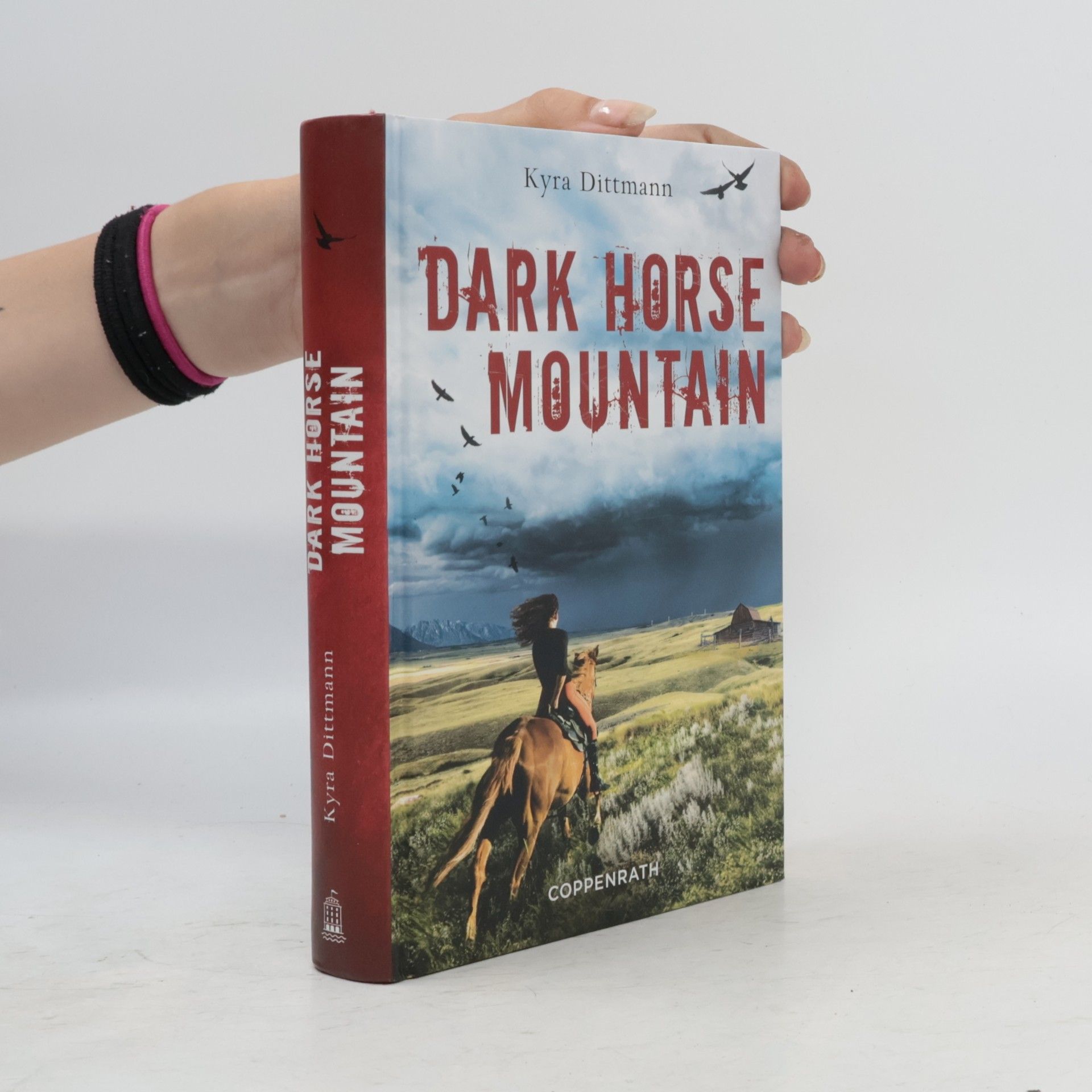Kyra Dittmann Dark Horse Mountain