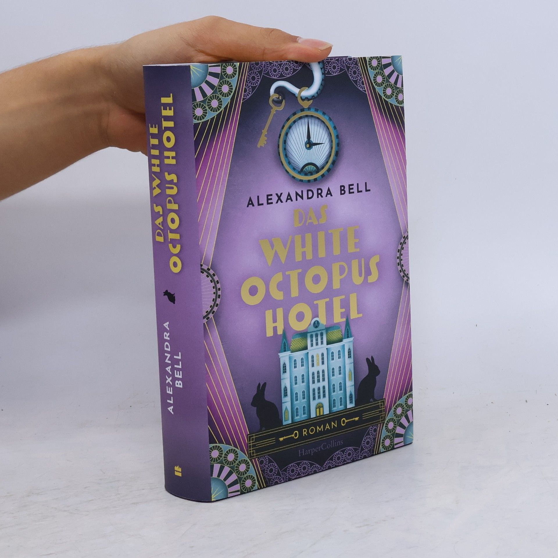 Alexandra Bell Das White Octopus Hotel
