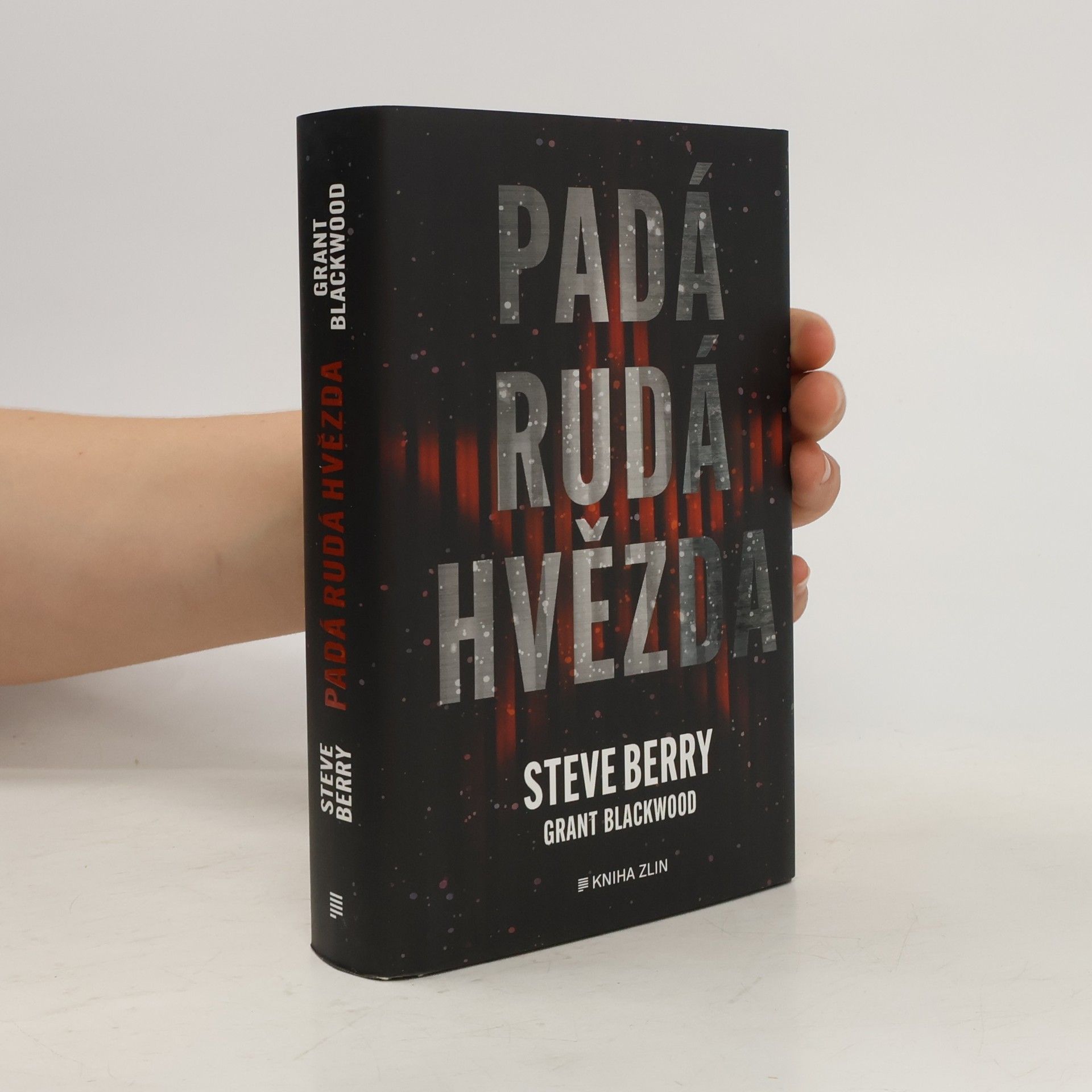 Steve Berry Luke Daniels 2. Padá rudá hvězda