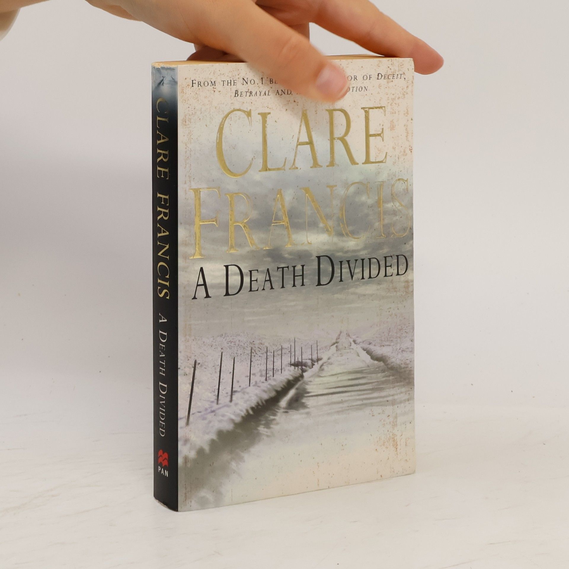 Clare Francis A death divided