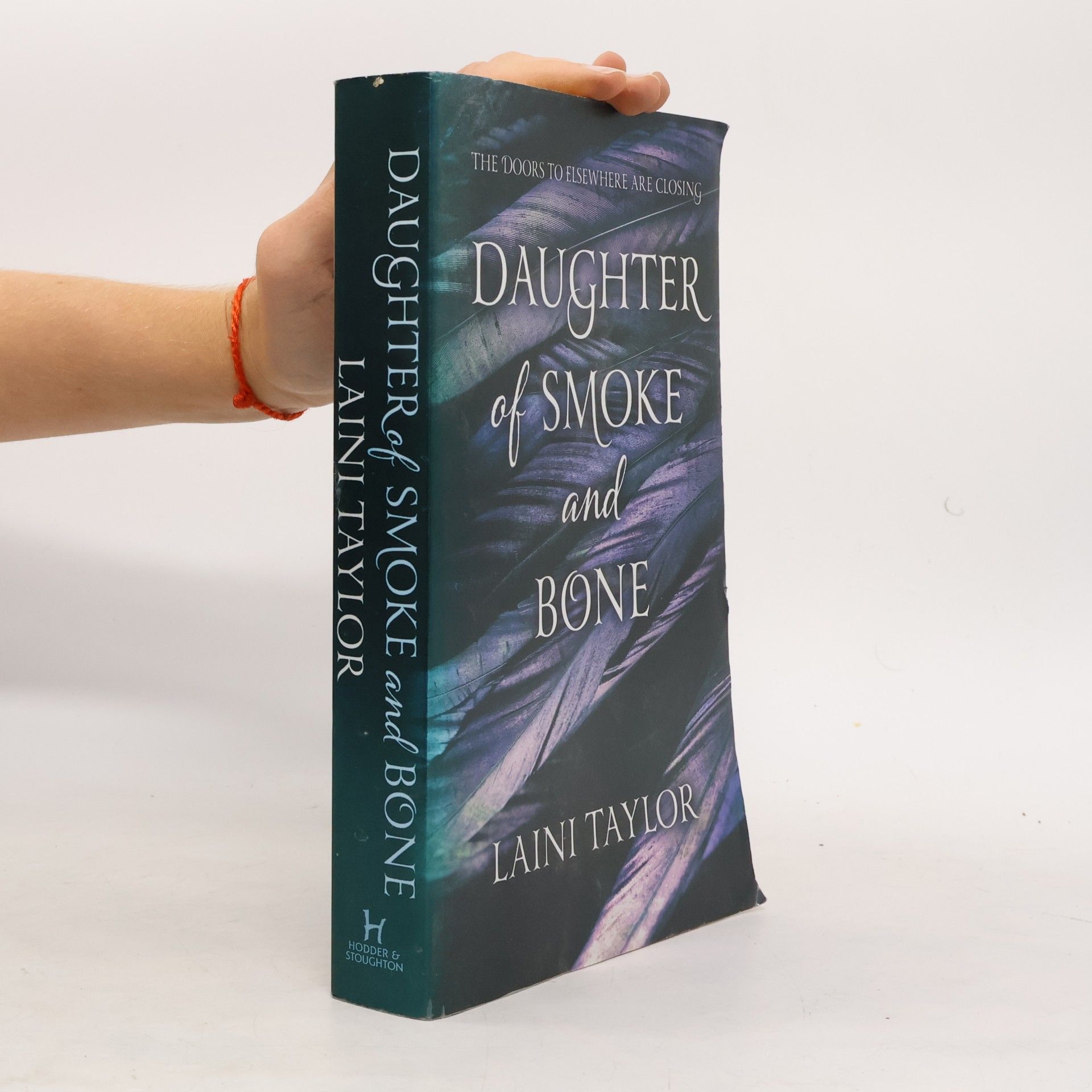 Laini Taylor Daughter of Smoke and Bone Trilogy - 1: Daughter of Smoke and Bone: The Sunday Times Bestseller