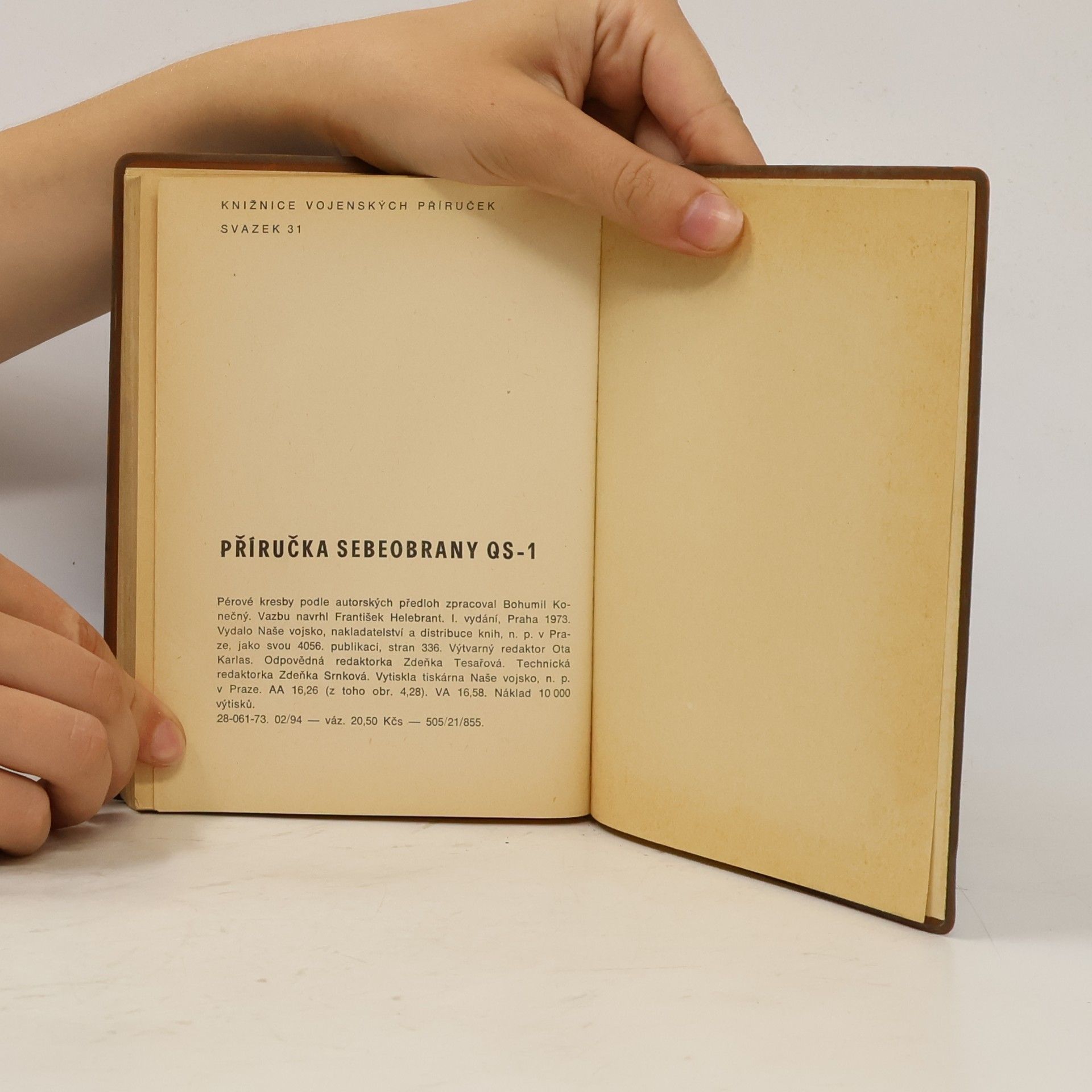 Various authors Příručka sebeobrany QS-1