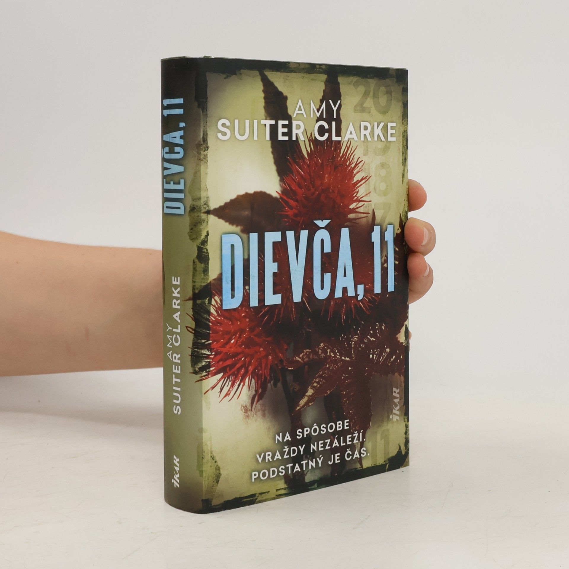 Amy Suiter Clarke Dievča, 11