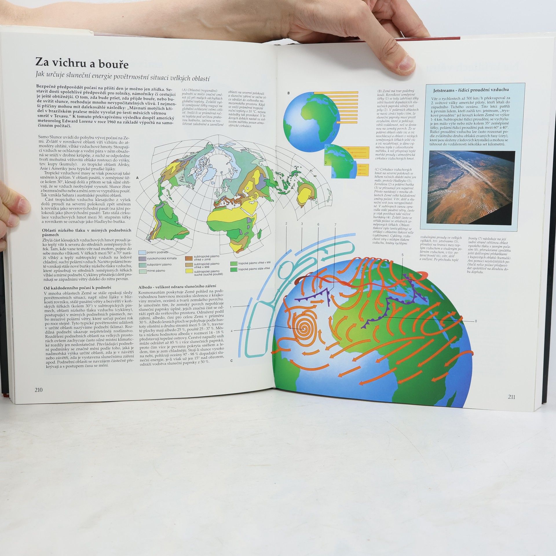 Helena Kholová Velký ilustrovaný atlas světa